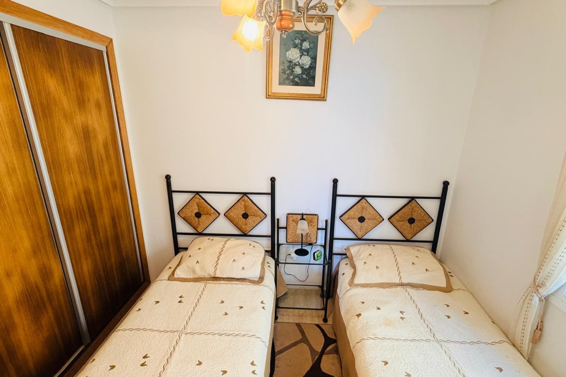 Reventa - Villa -
Los Montesinos - La Herrada