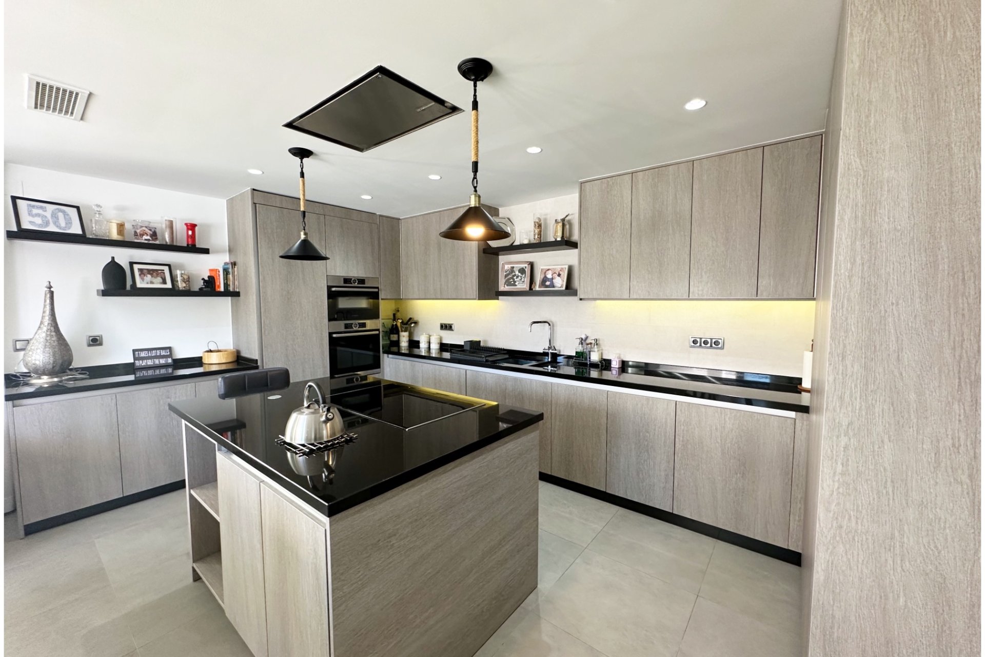 Reventa - Villa -
Mar Menor Golf Resort - Mar Menor Golf Resort - Centre