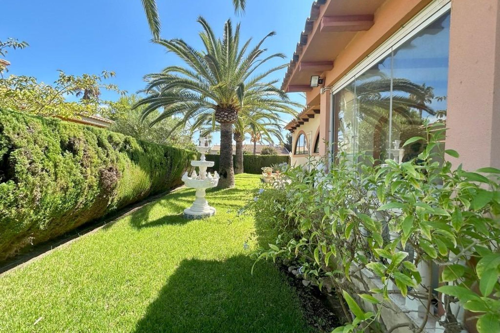 Reventa - Villa -
Orihuela Costa - Aguamarina