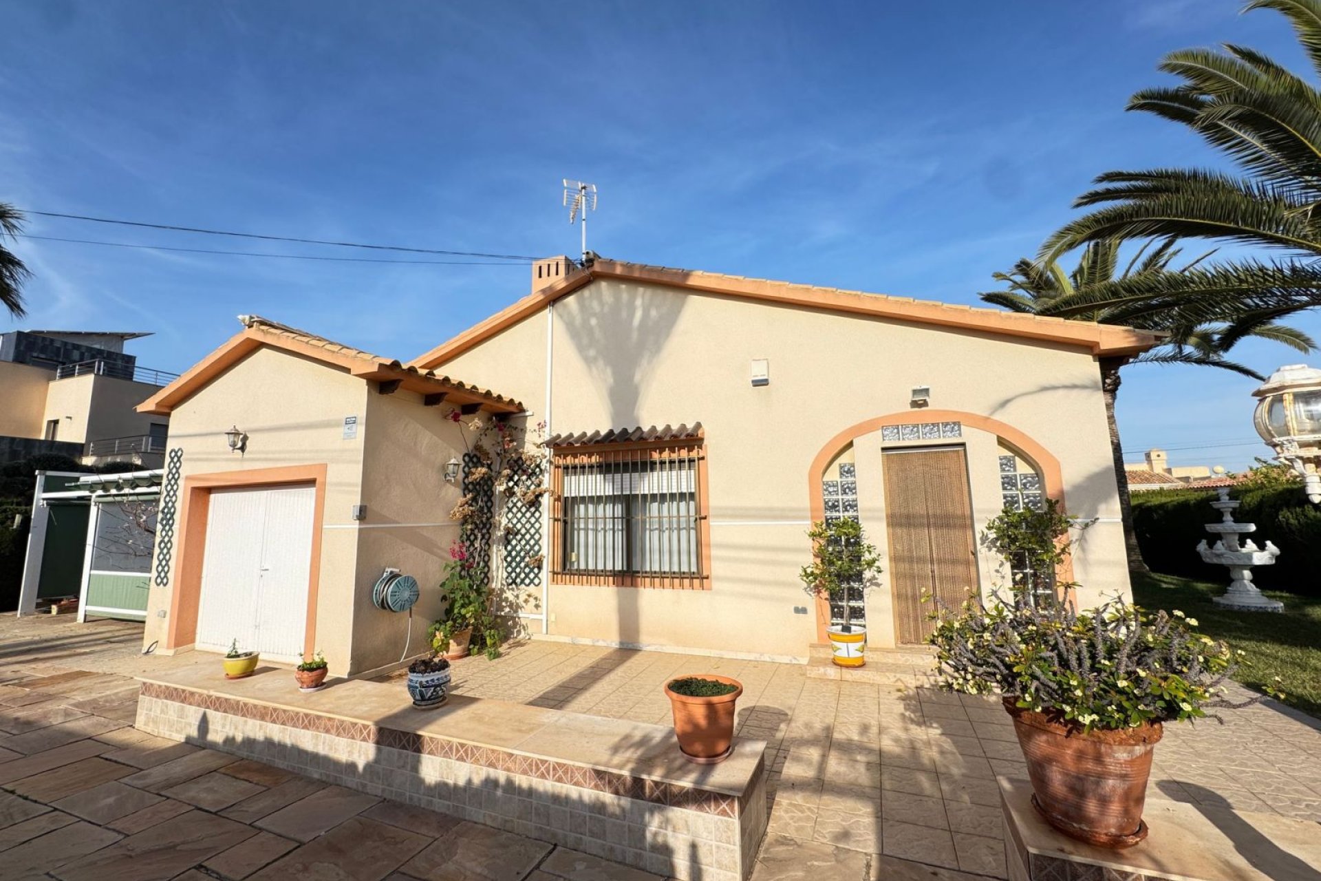 Reventa - Villa -
Orihuela Costa - Cabo Roig