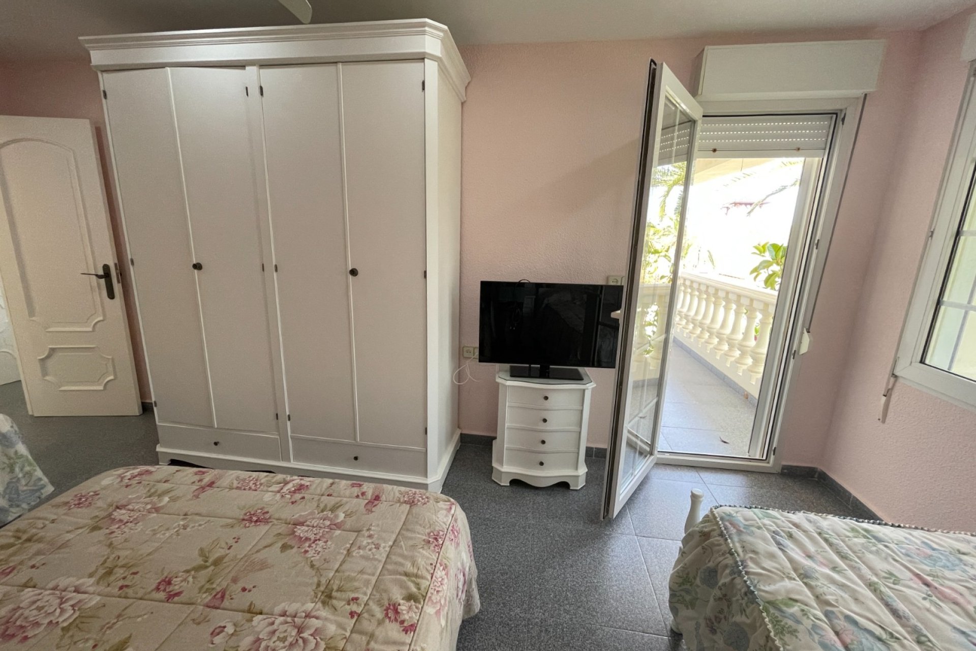 Reventa - Villa -
Orihuela Costa - Cabo Roig
