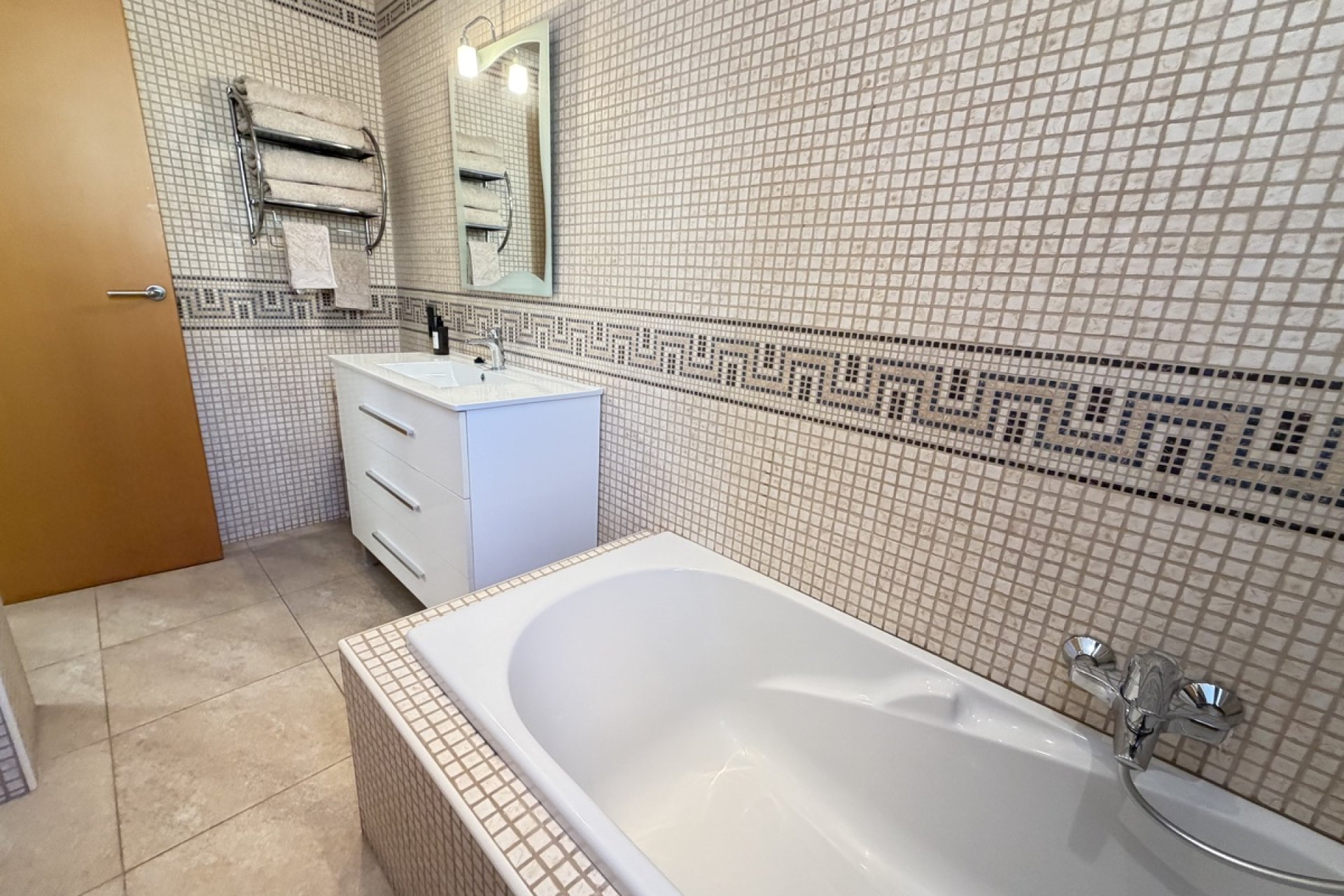 Reventa - Villa -
Orihuela Costa - Cabo Roig