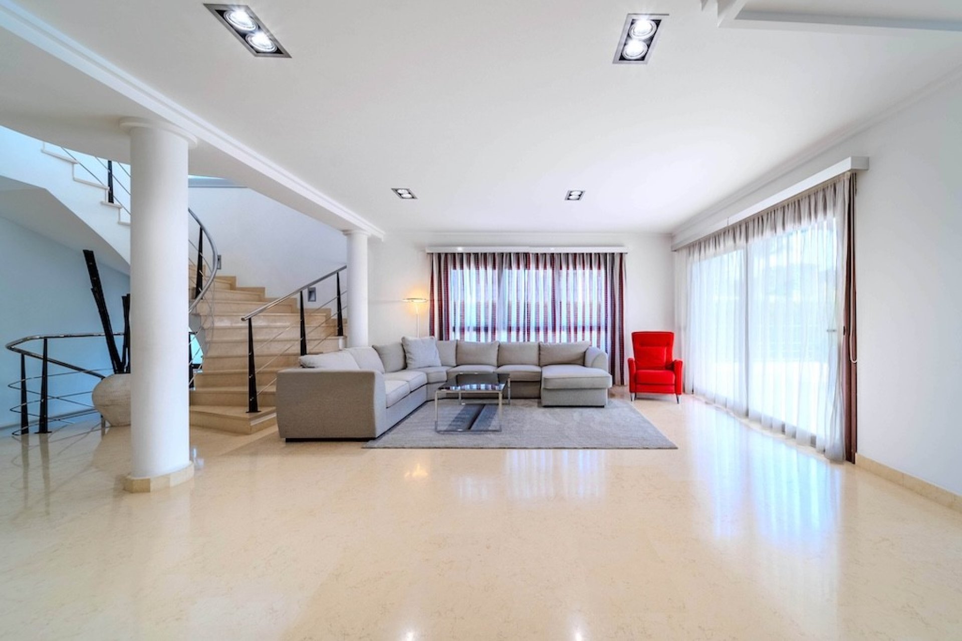 Reventa - Villa -
Orihuela Costa - Cabo Roig