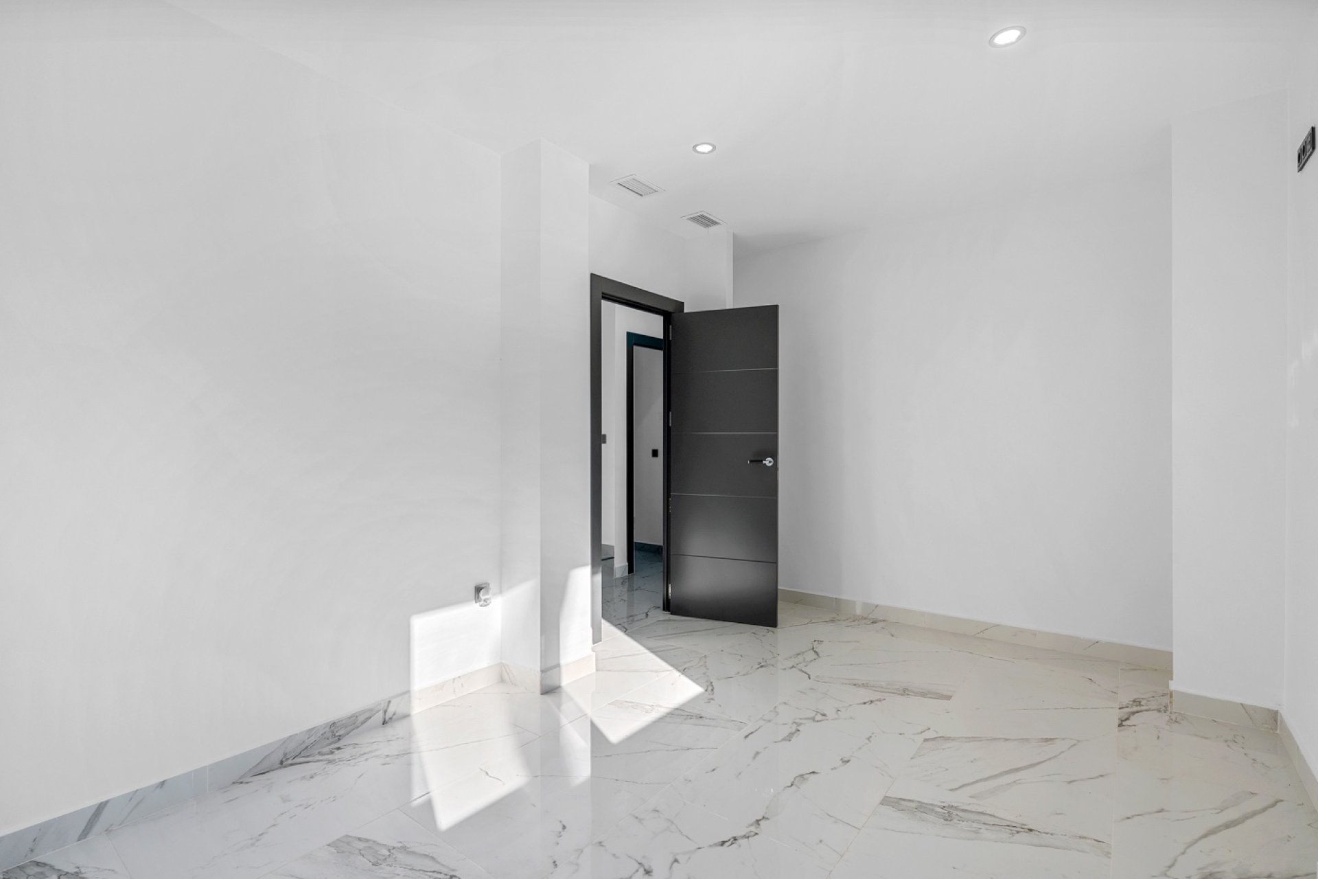 Reventa - Villa -
Orihuela Costa - Dehesa de Campoamor