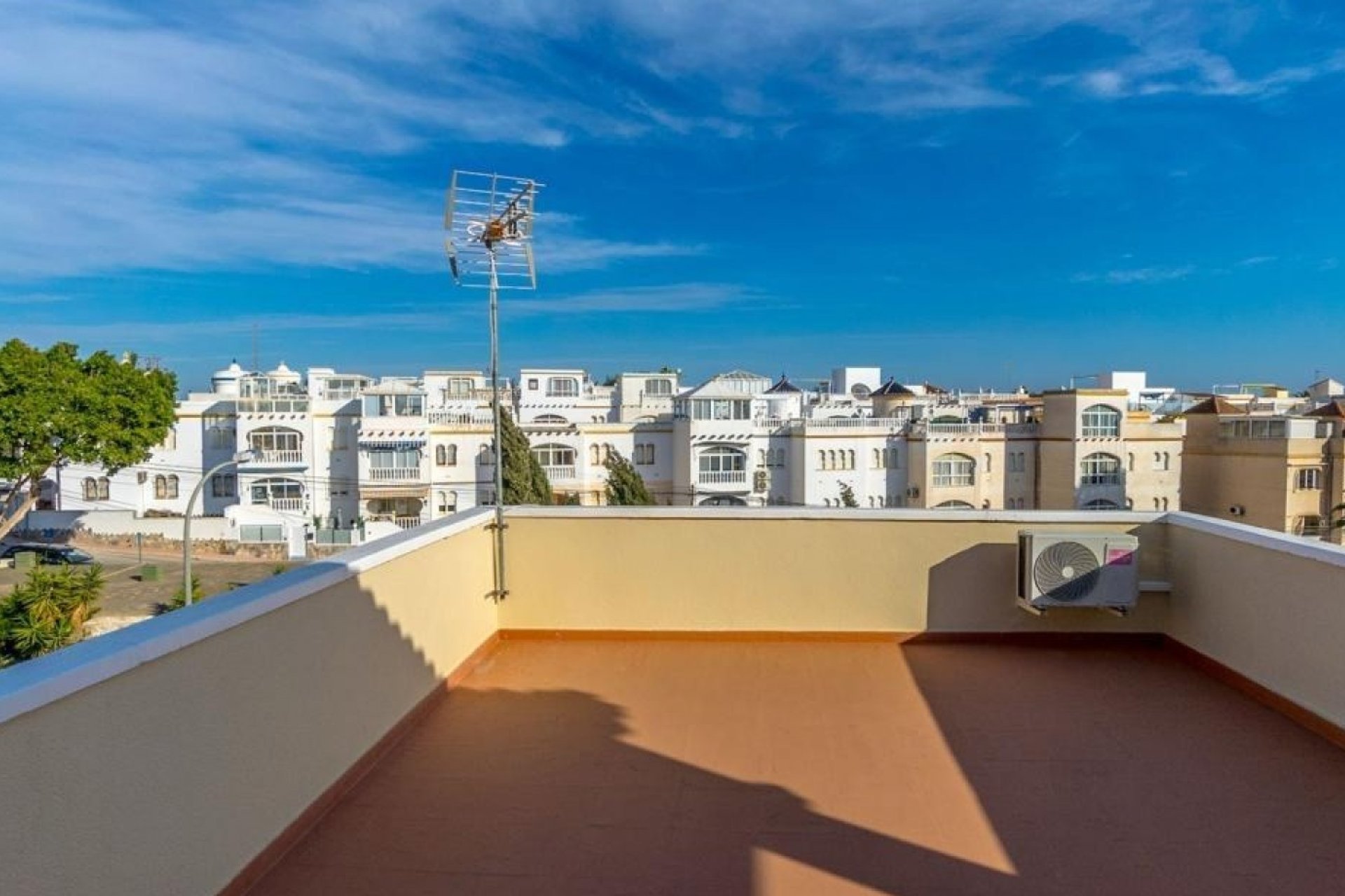 Reventa - Villa -
Orihuela Costa - El Galan