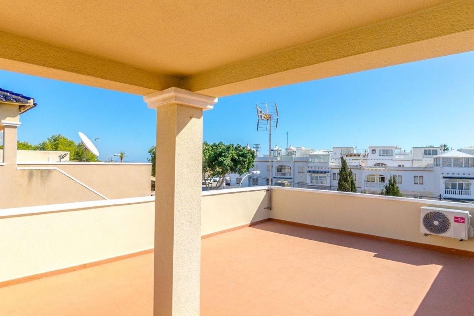 Reventa - Villa -
Orihuela Costa - El Galan