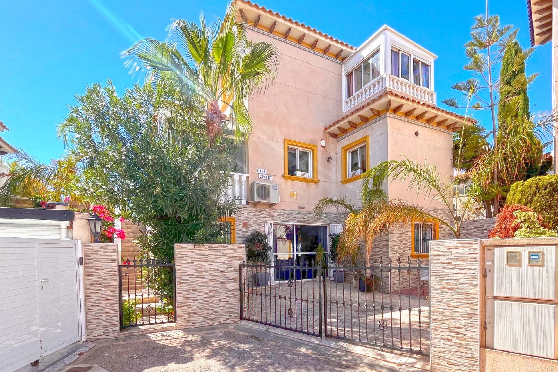 Reventa - Villa -
Orihuela Costa - La Zenia