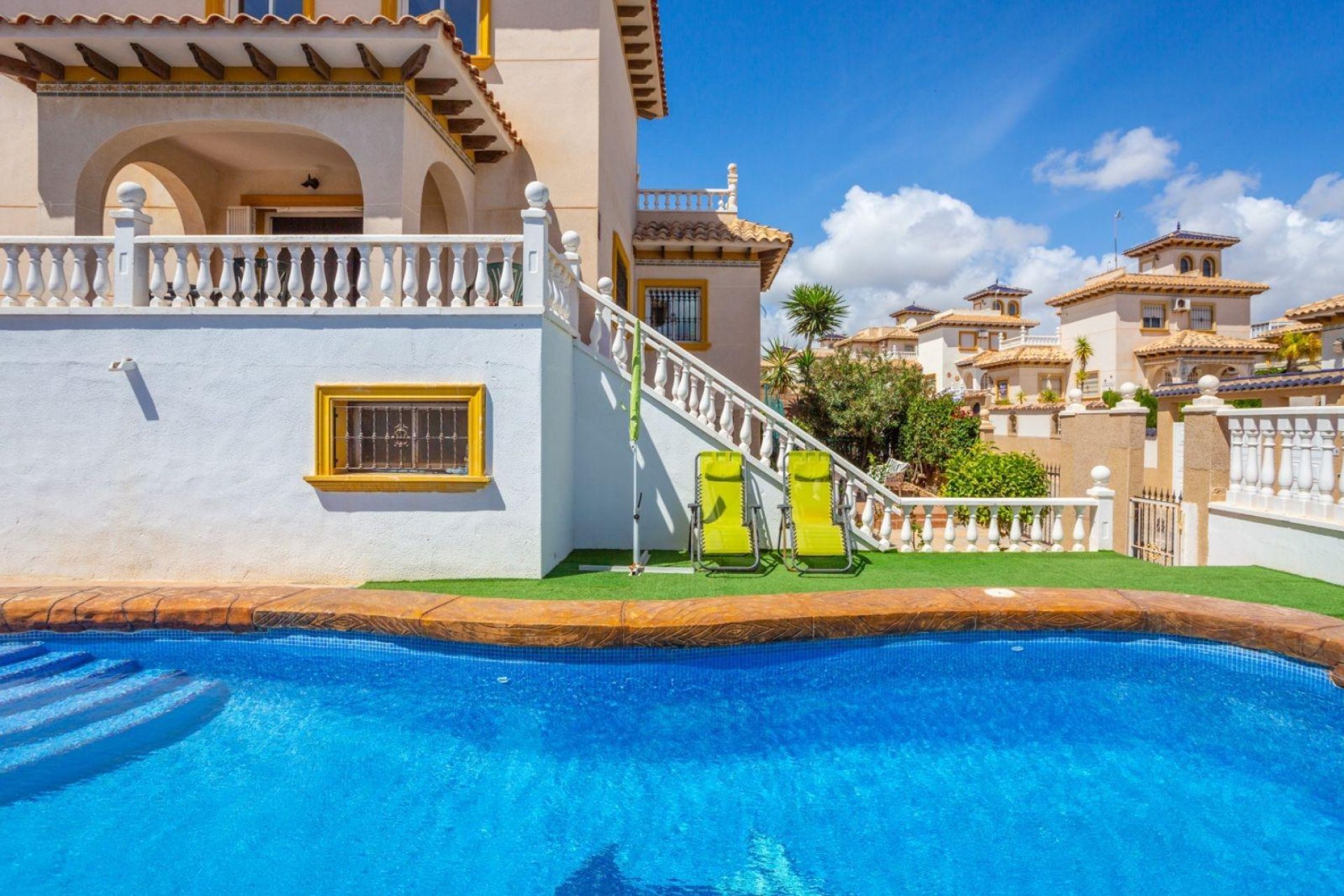 Reventa - Villa -
Orihuela Costa - La Zenia