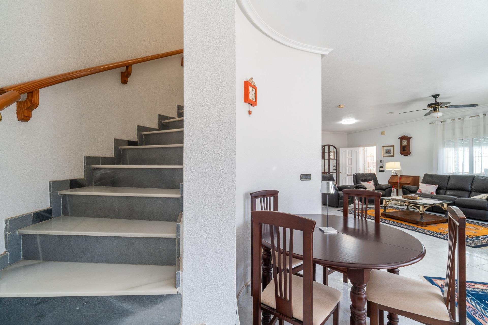 Reventa - Villa -
Orihuela Costa - La Zenia