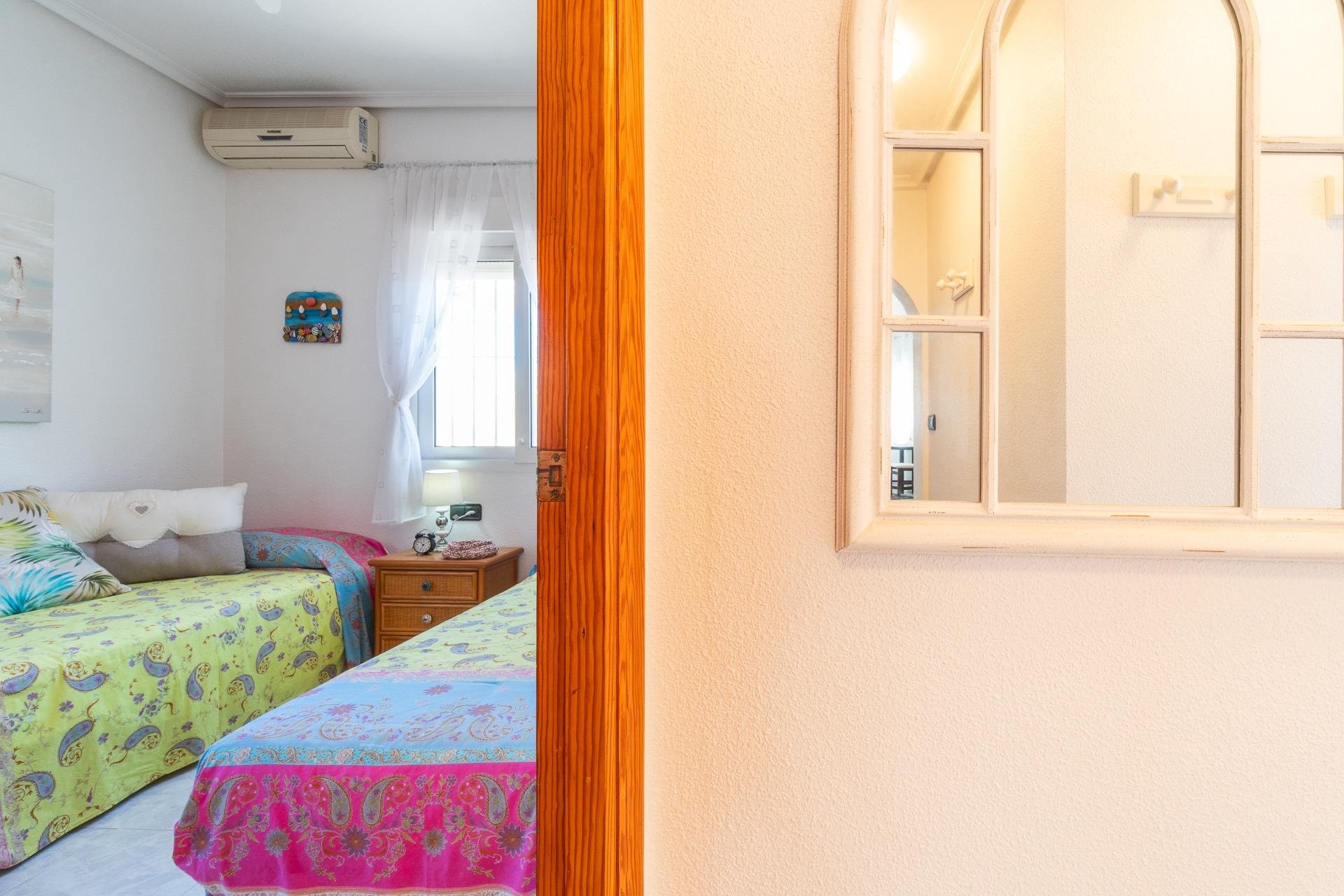 Reventa - Villa -
Orihuela Costa - La Zenia