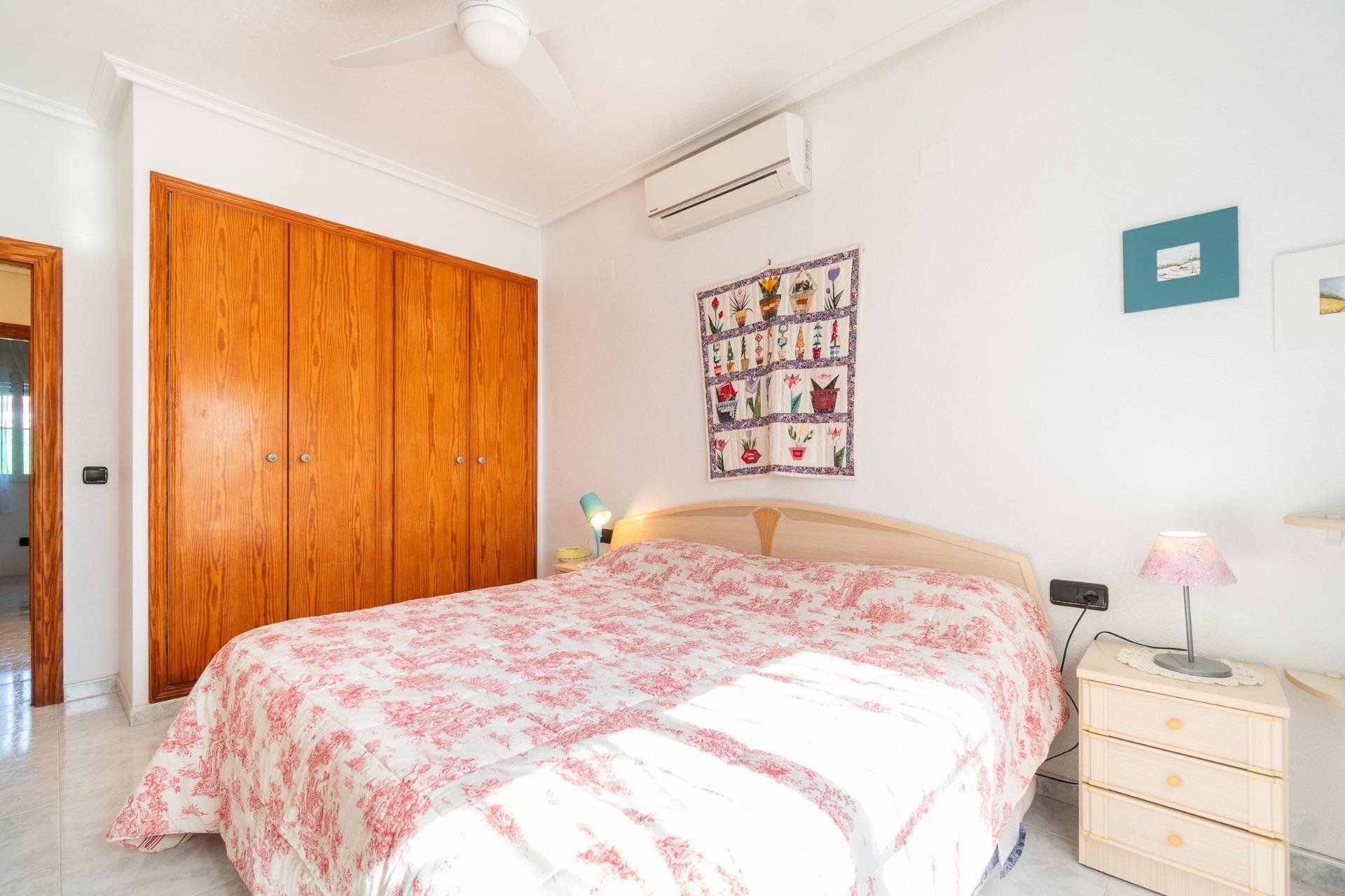 Reventa - Villa -
Orihuela Costa - La Zenia