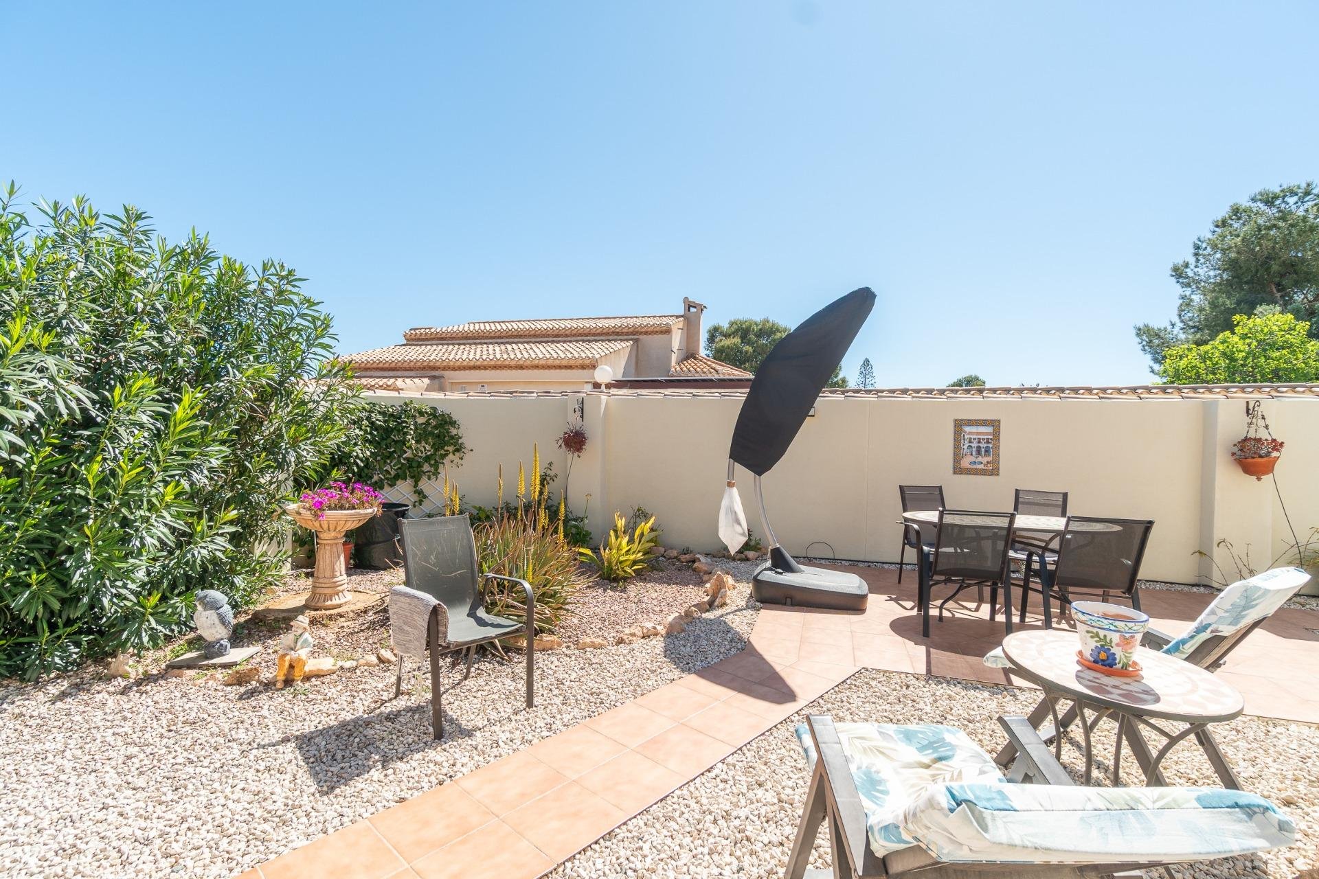 Reventa - Villa -
Orihuela Costa - La Zenia