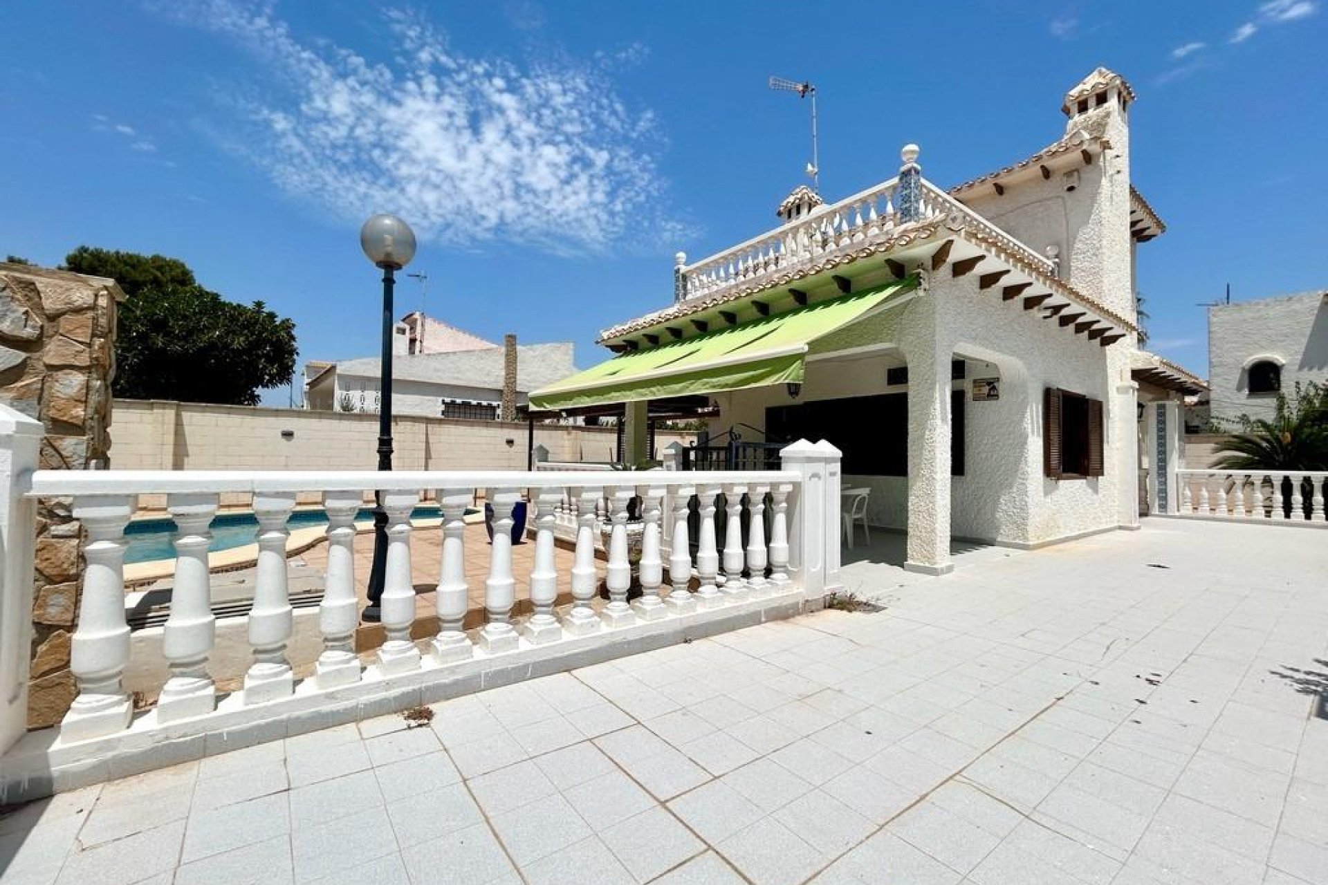 Reventa - Villa -
Orihuela Costa - La Zenia