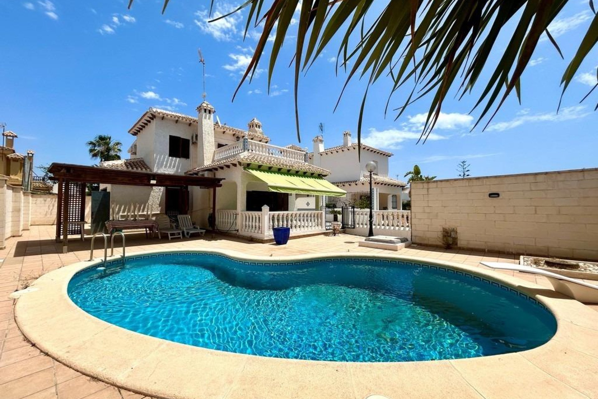 Reventa - Villa -
Orihuela Costa - La Zenia