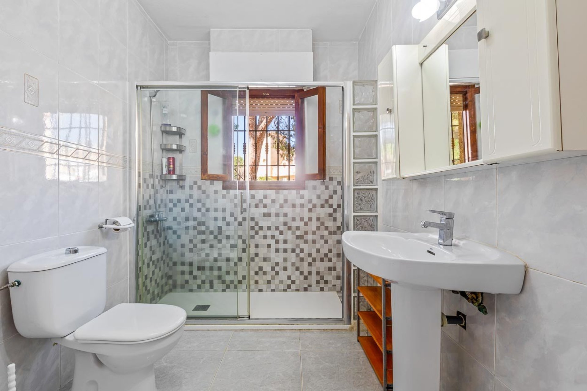 Reventa - Villa -
Orihuela Costa - Las Filipinas