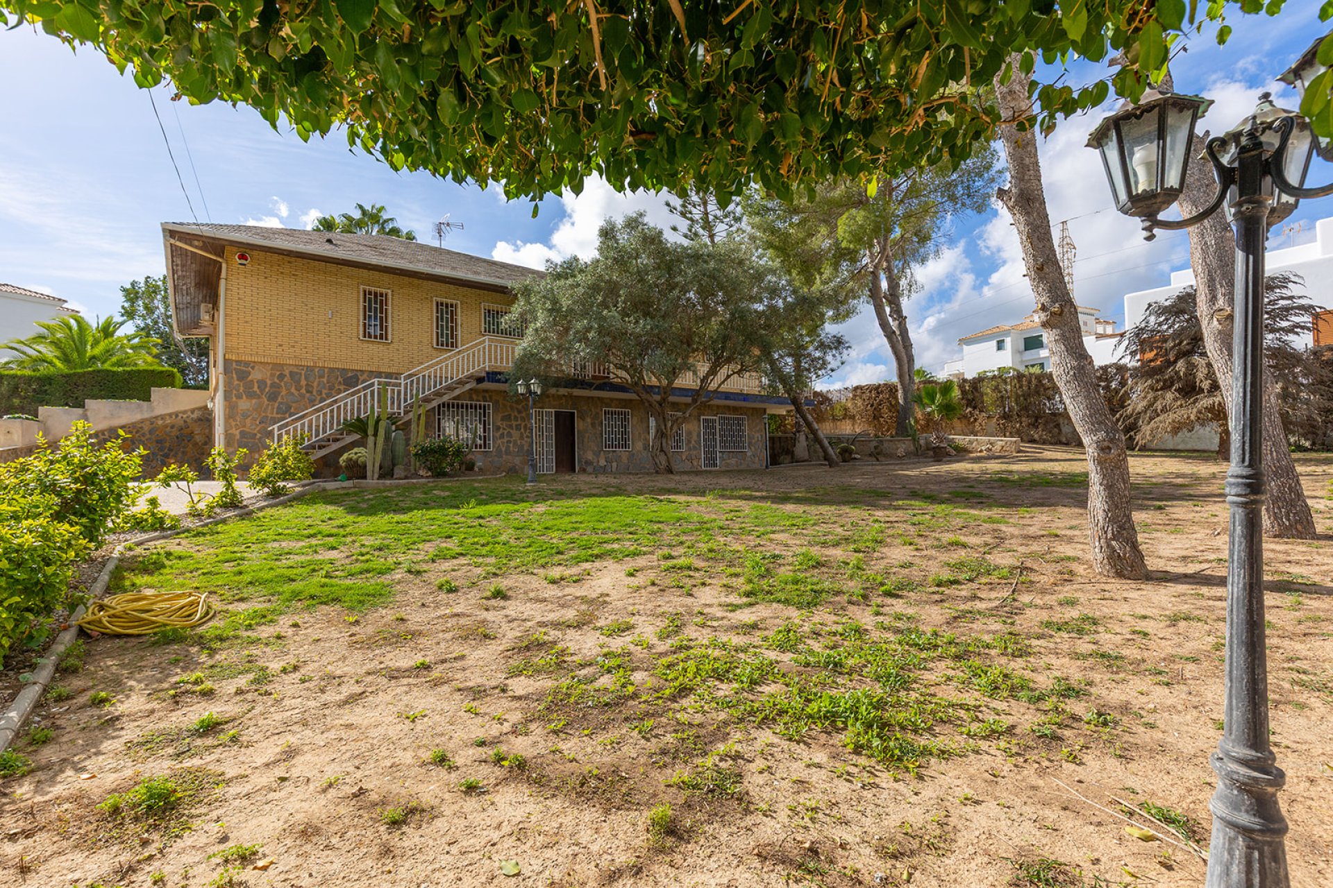 Reventa - Villa -
Orihuela Costa - Las Filipinas