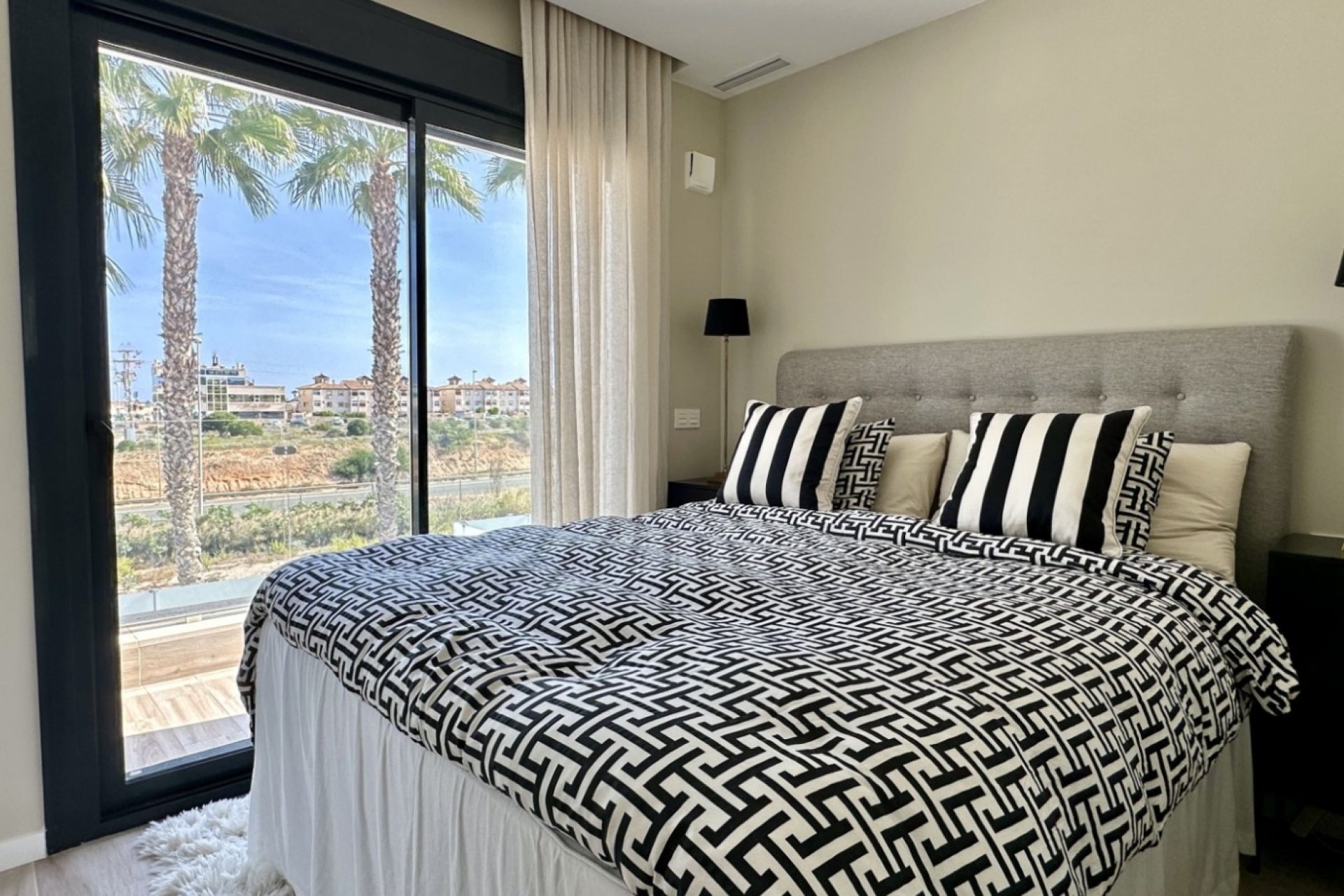Reventa - Villa -
Orihuela Costa - Lomas de Cabo Roig