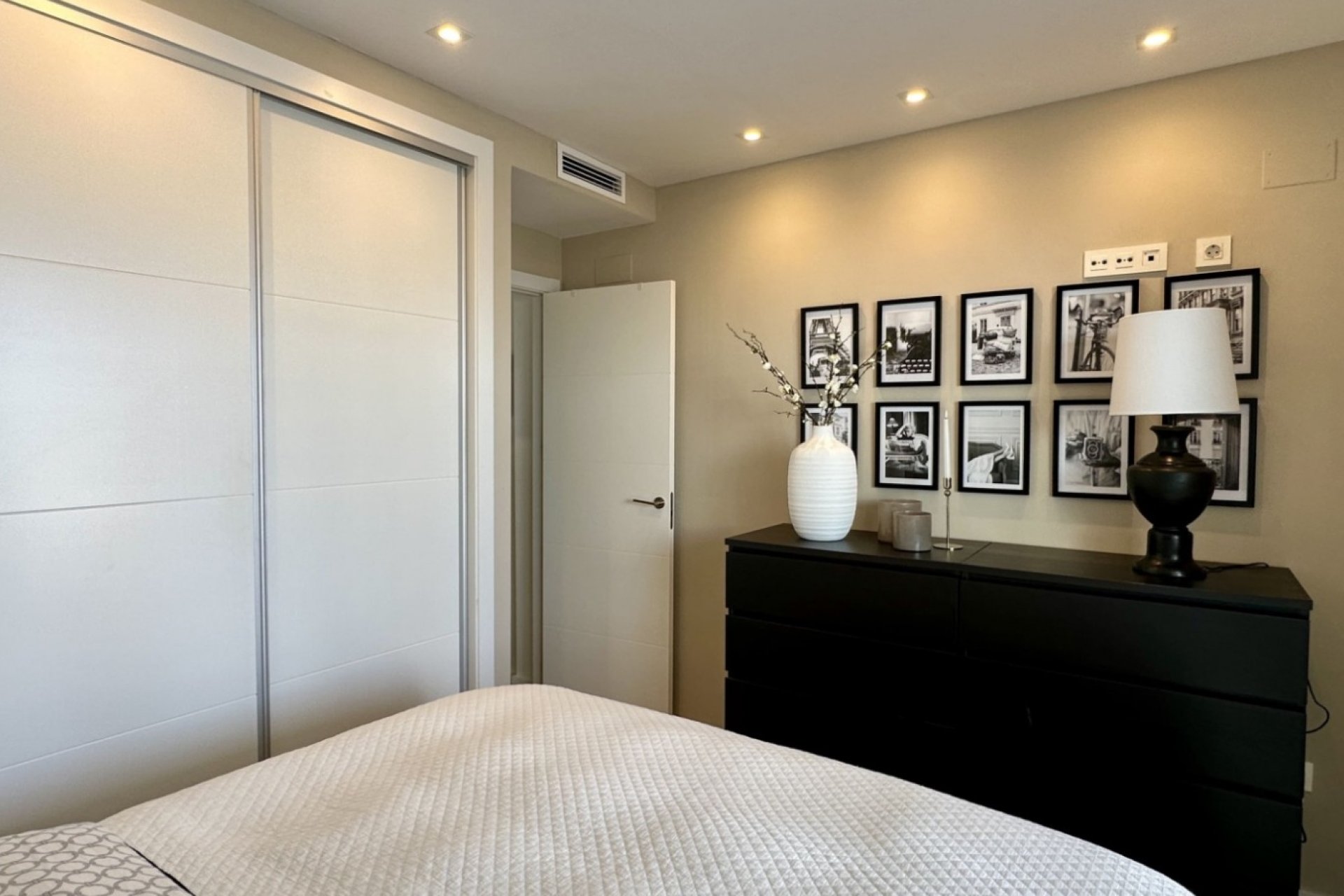 Reventa - Villa -
Orihuela Costa - Lomas de Cabo Roig