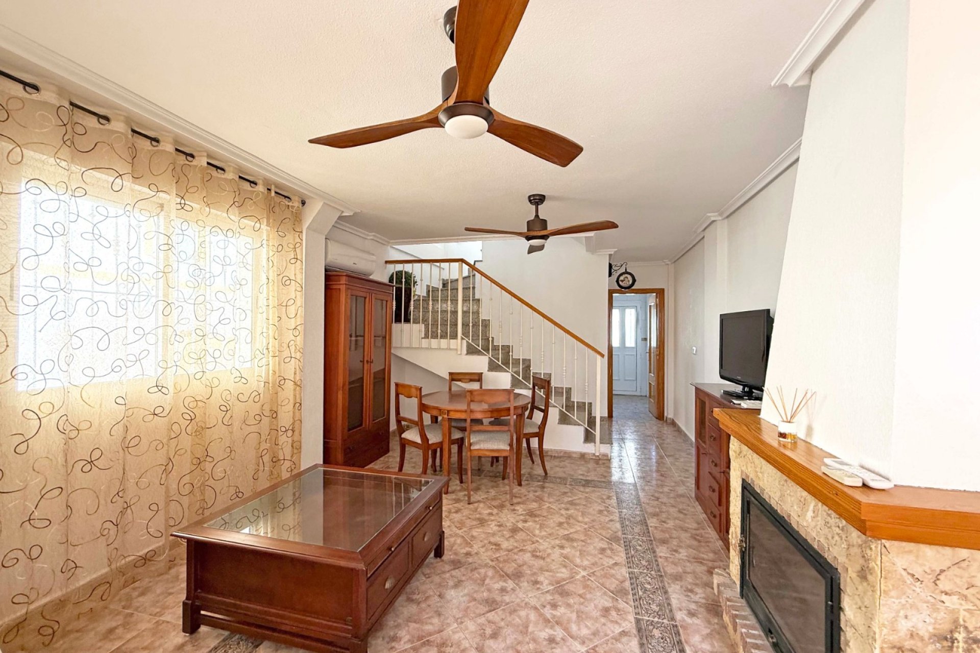 Reventa - Villa -
Orihuela Costa - Los Altos