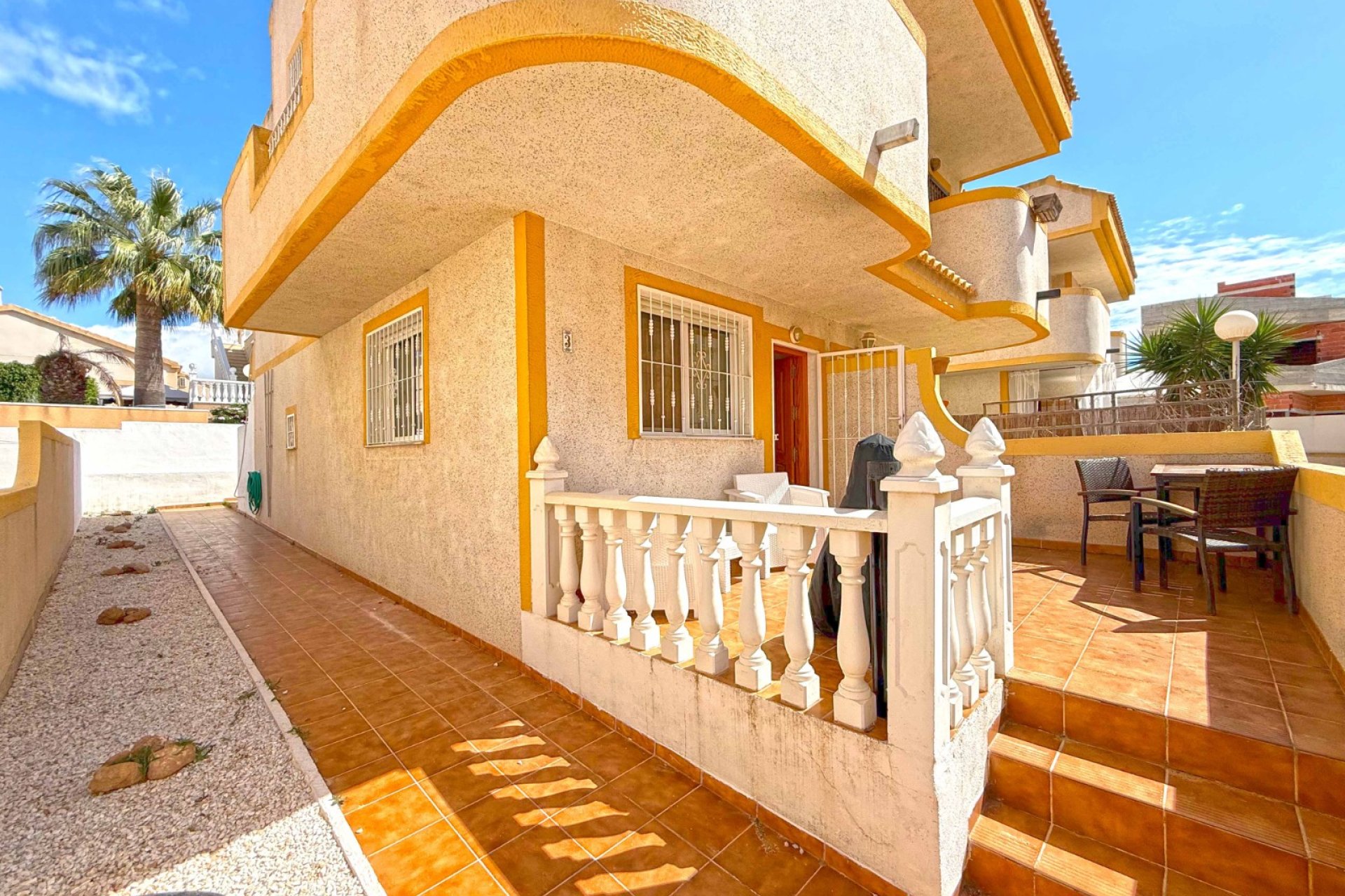 Reventa - Villa -
Orihuela Costa - Los Altos
