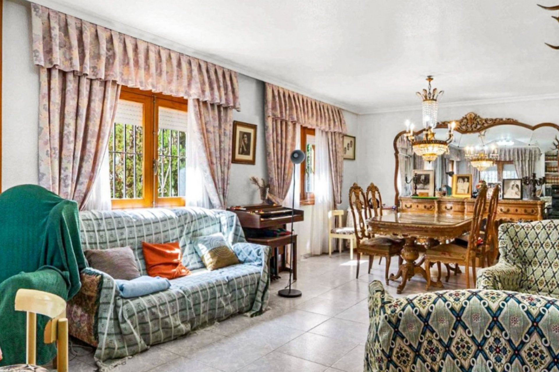 Reventa - Villa -
Orihuela Costa - Los Balcones