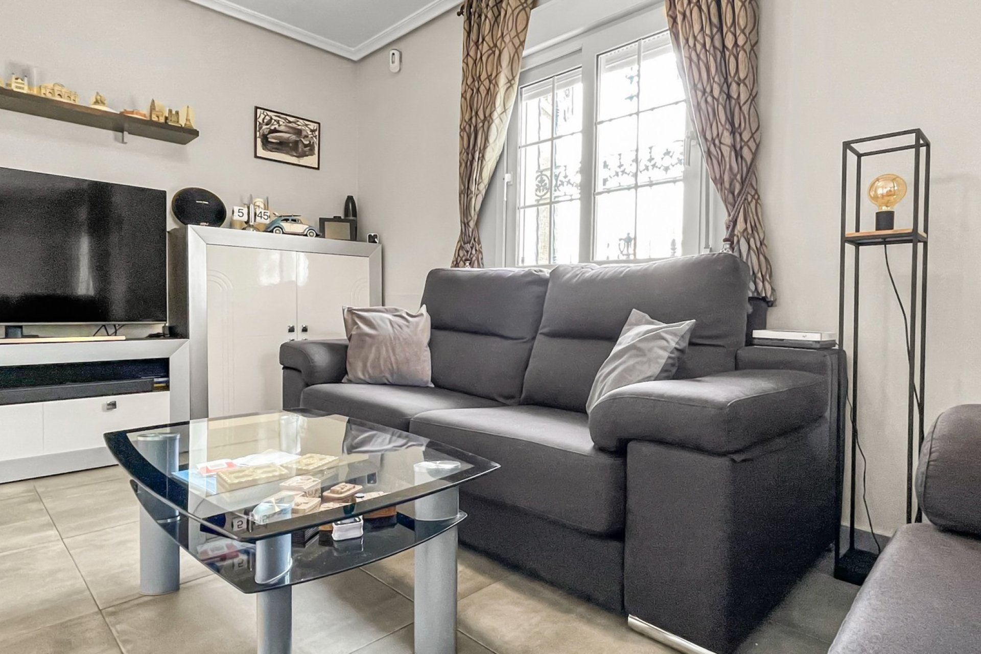 Reventa - Villa -
Orihuela Costa - Los Dolses