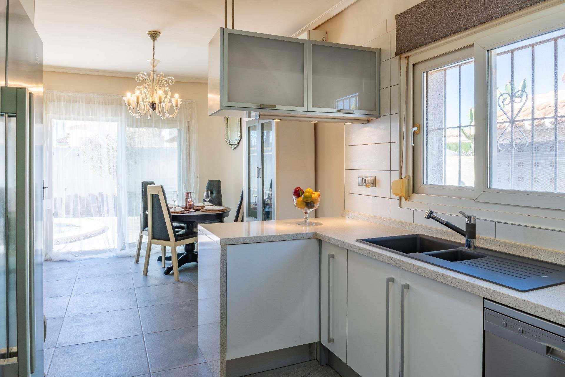 Reventa - Villa -
Orihuela Costa - Playa Flamenca