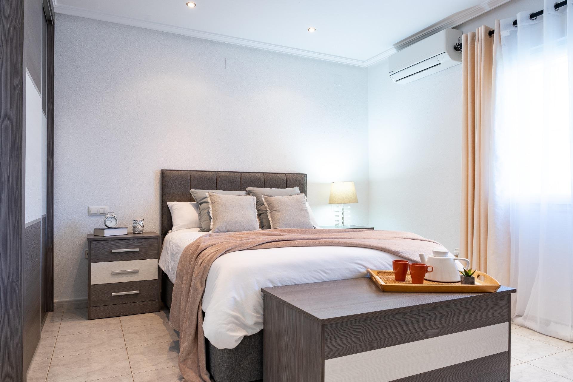 Reventa - Villa -
Orihuela Costa - Playa Flamenca