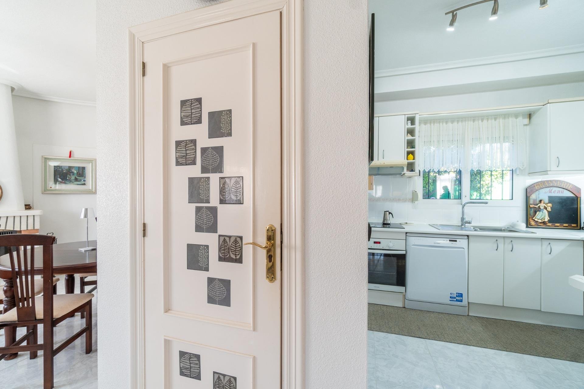 Reventa - Villa -
Orihuela Costa - Playa Flamenca