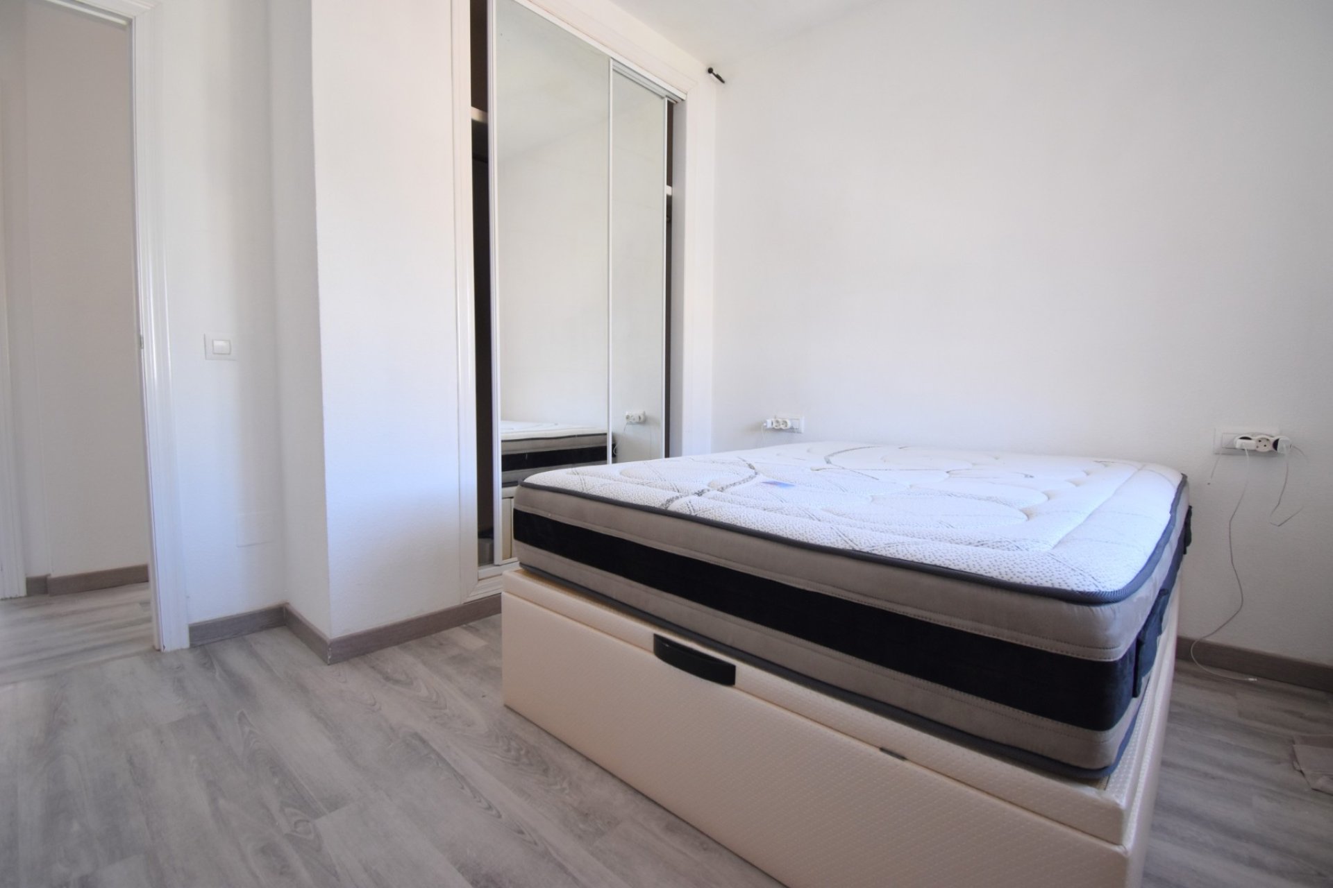 Reventa - Villa -
Orihuela Costa - Playa Flamenca