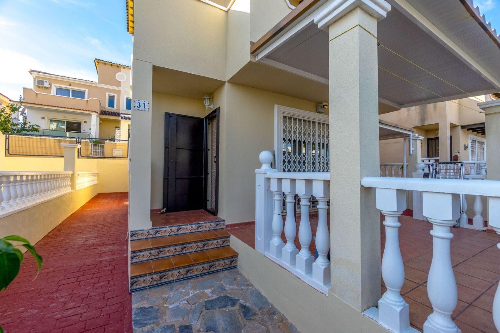 Reventa - Villa -
Orihuela Costa - Villamartín