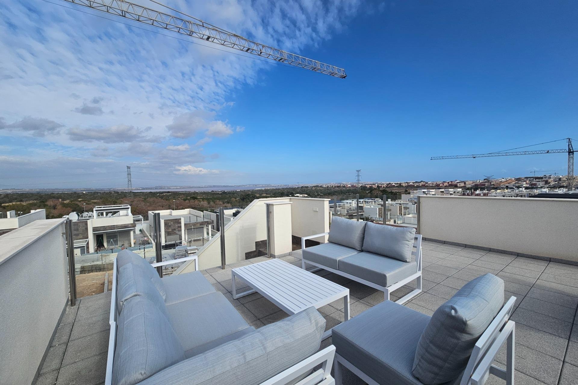 Reventa - Villa -
Orihuela Costa - Villamartín