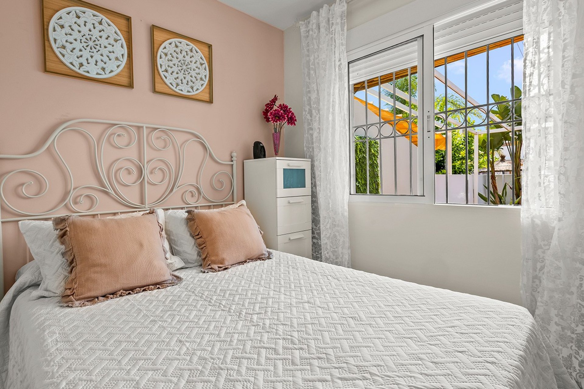 Reventa - Villa -
Pilar de la Horadada - Pueblo Latino