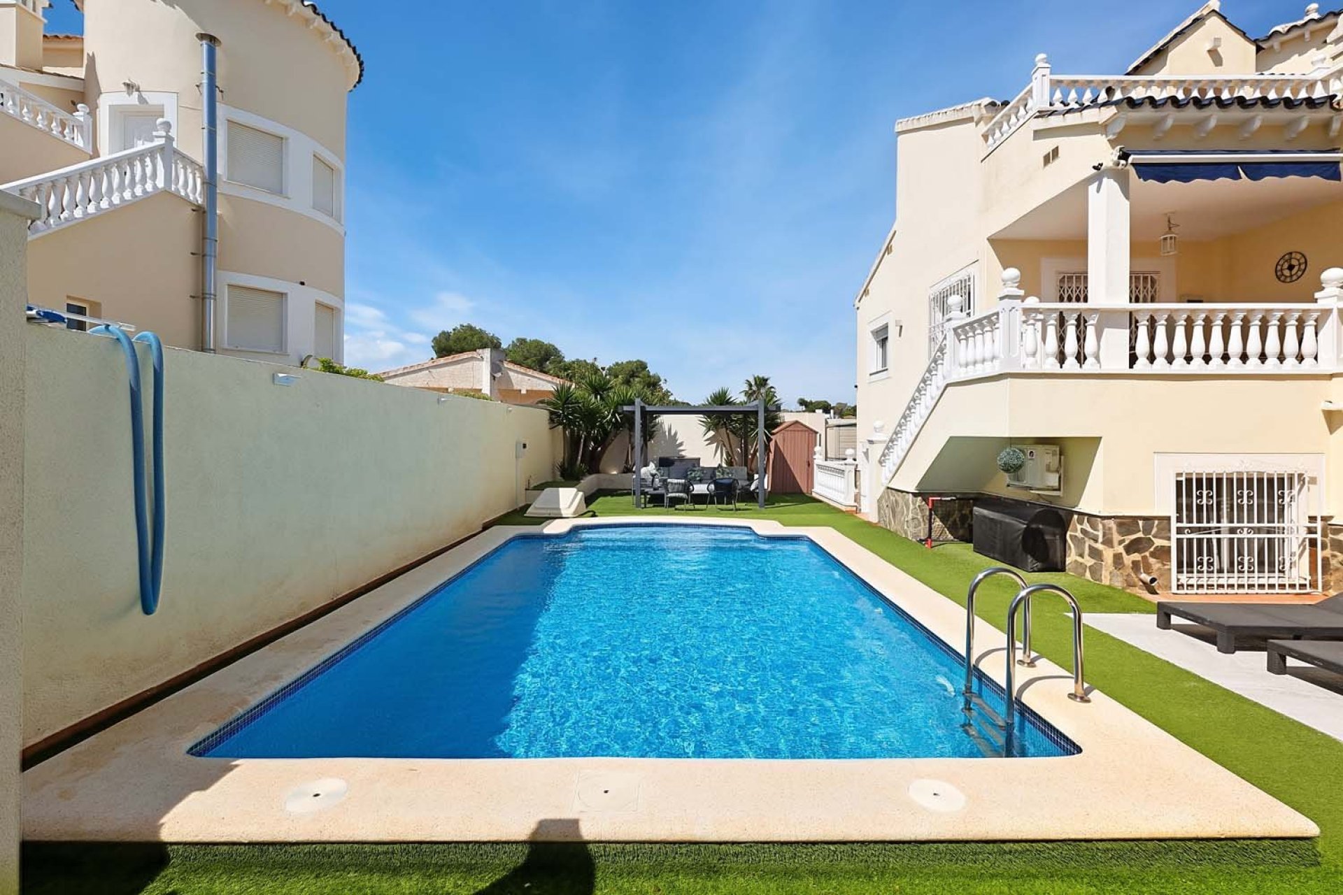 Reventa - Villa -
Pinar de Campoverde - Pinar de Campoverde - Village