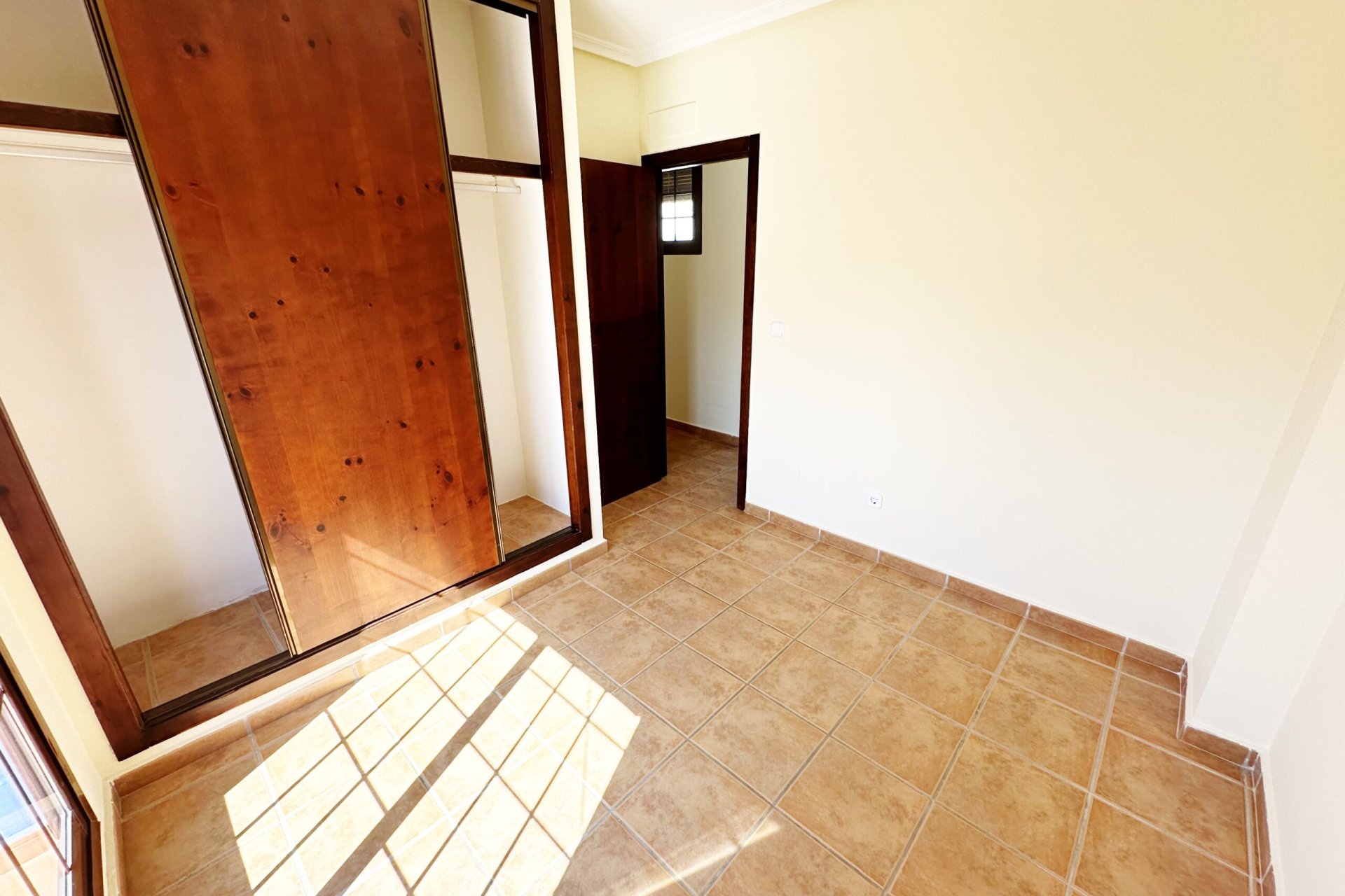 Reventa - Villa -
Roda - Señorio de Roda