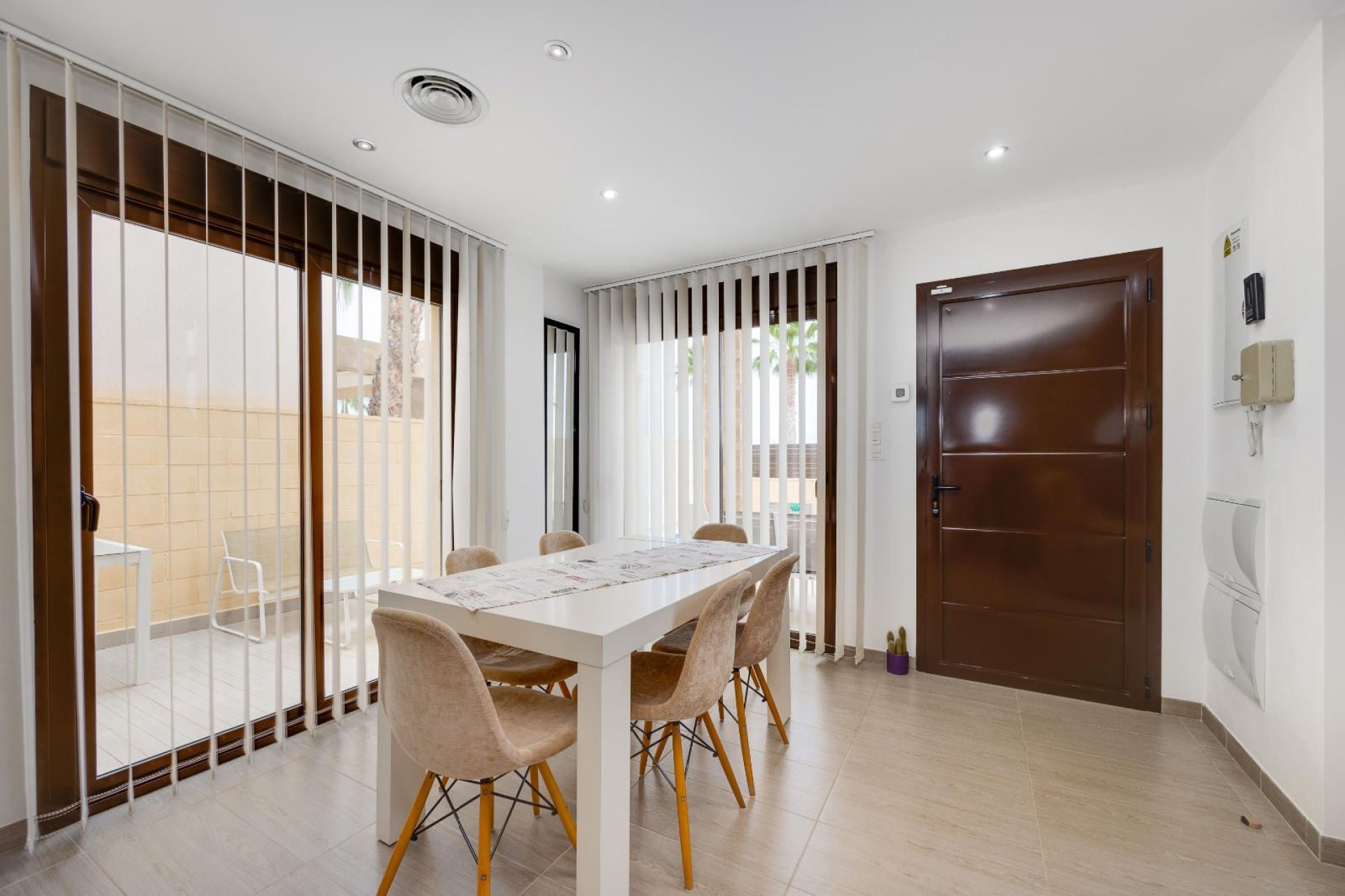 Reventa - Villa -
Rojales