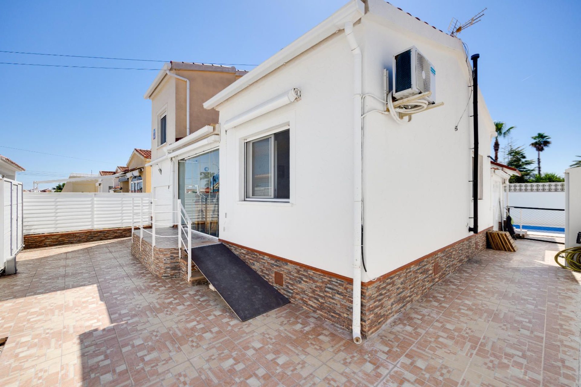 Reventa - Villa -
San Fulgencio - La Marina