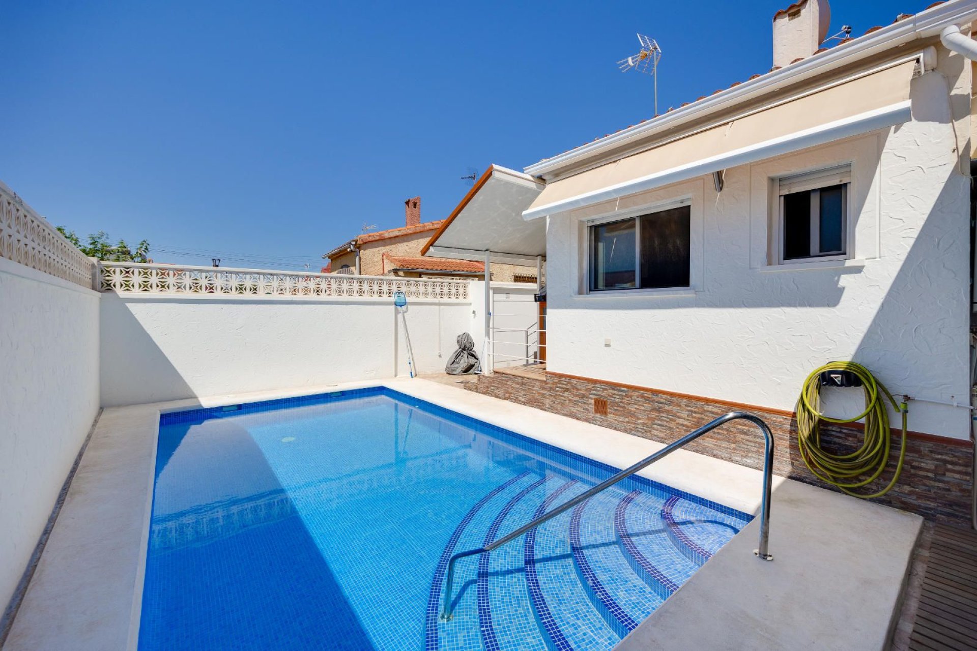 Reventa - Villa -
San Fulgencio - La Marina