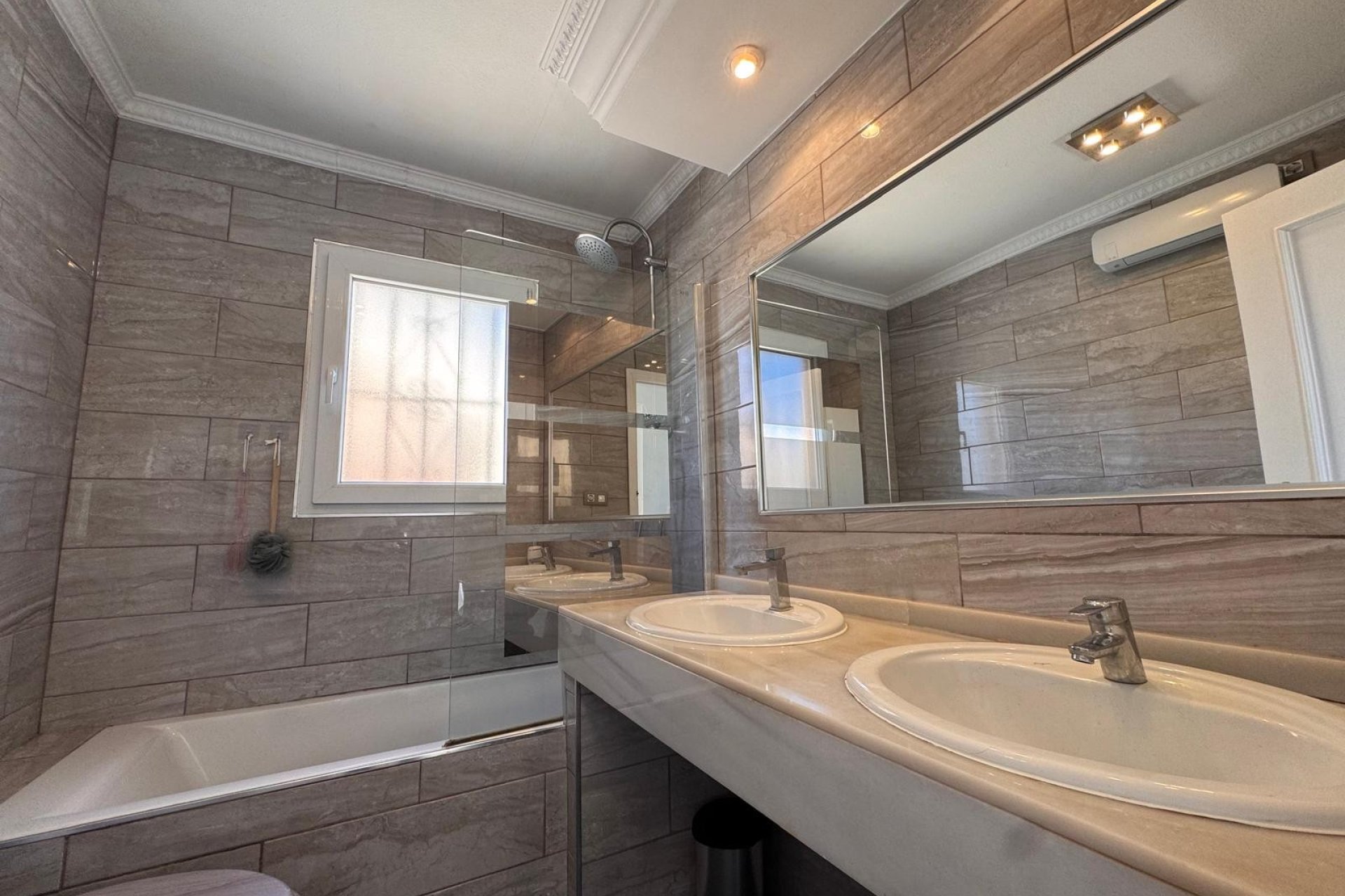 Reventa - Villa -
San Miguel de Salinas - Blue Lagoon