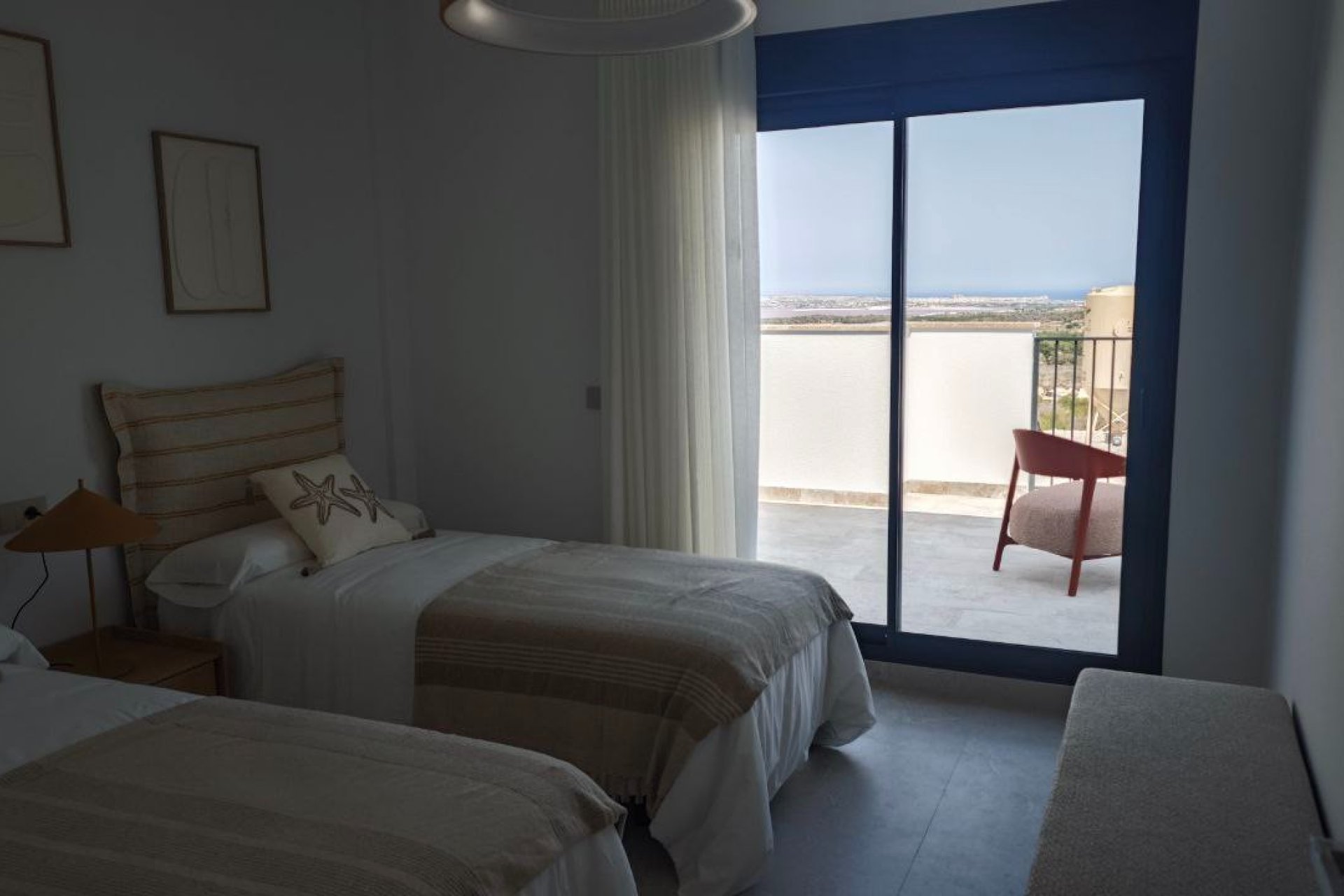 Reventa - Villa -
San Miguel de Salinas - Cerro Del Sol