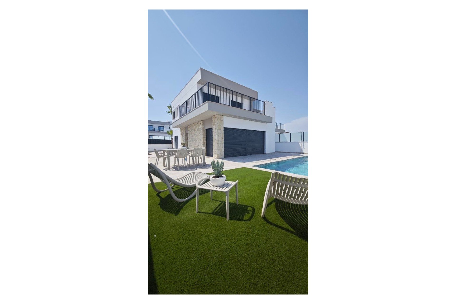 Reventa - Villa -
San Miguel de Salinas - Cerro Del Sol