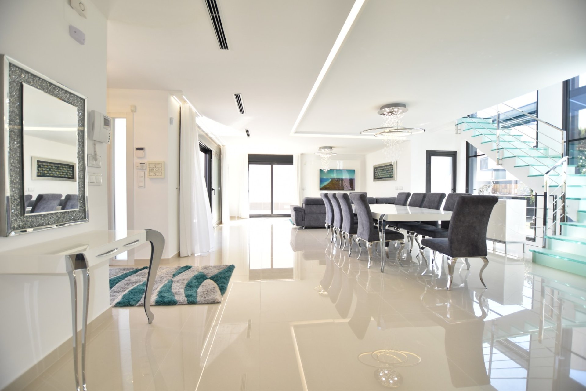 Reventa - Villa -
San Miguel de Salinas - La Cañada - Los Alcores