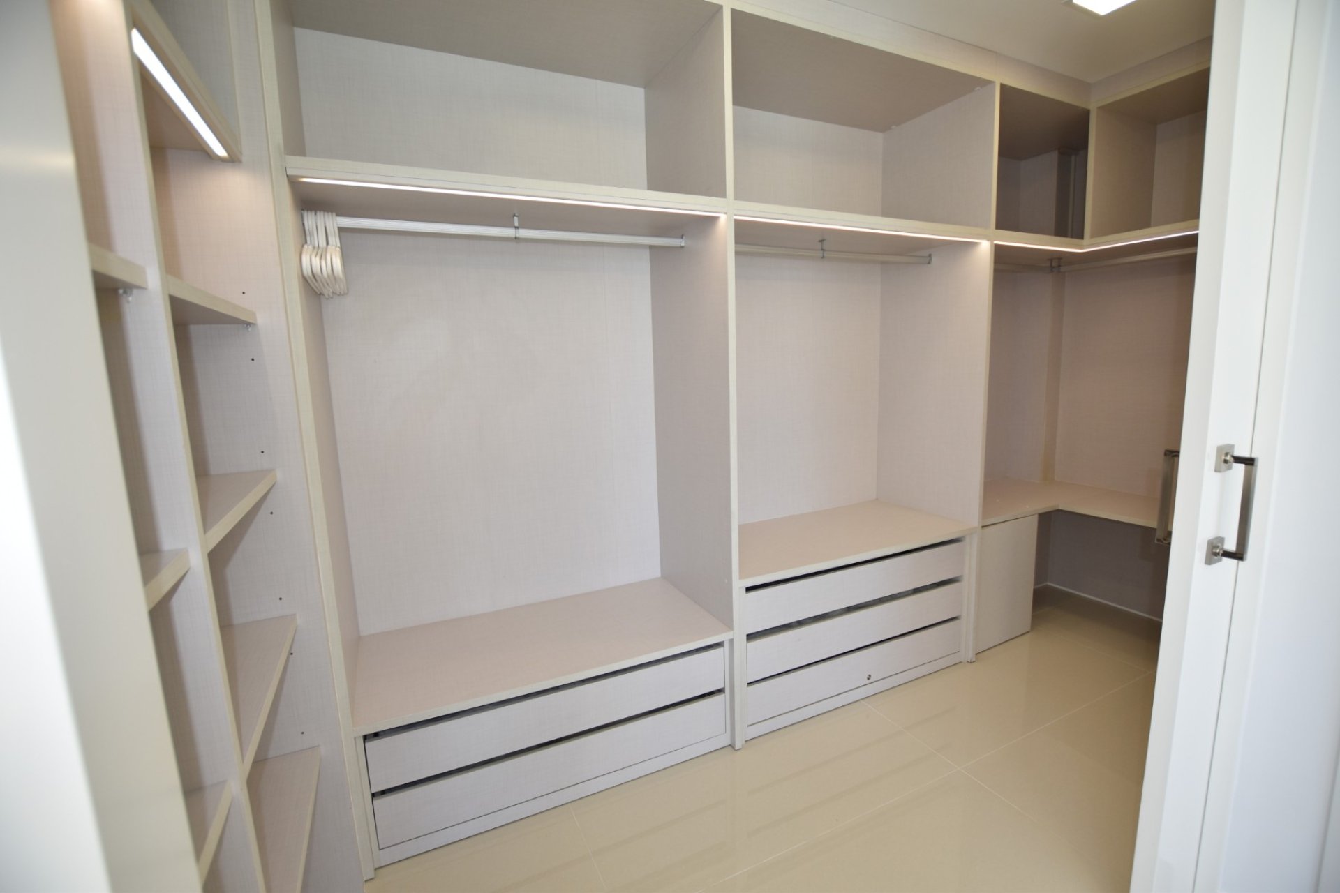 Reventa - Villa -
San Miguel de Salinas - La Cañada - Los Alcores