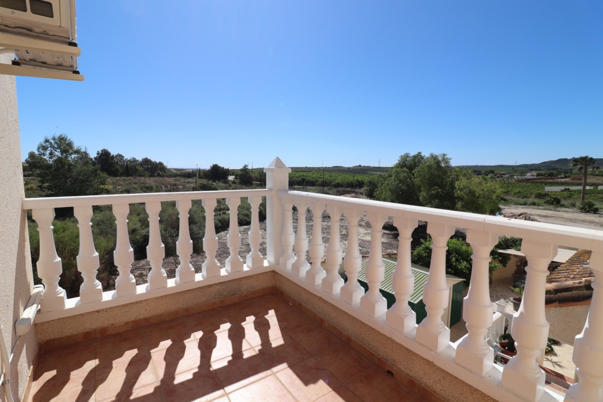 Reventa - Villa -
San Miguel de Salinas - Lake View Mansions