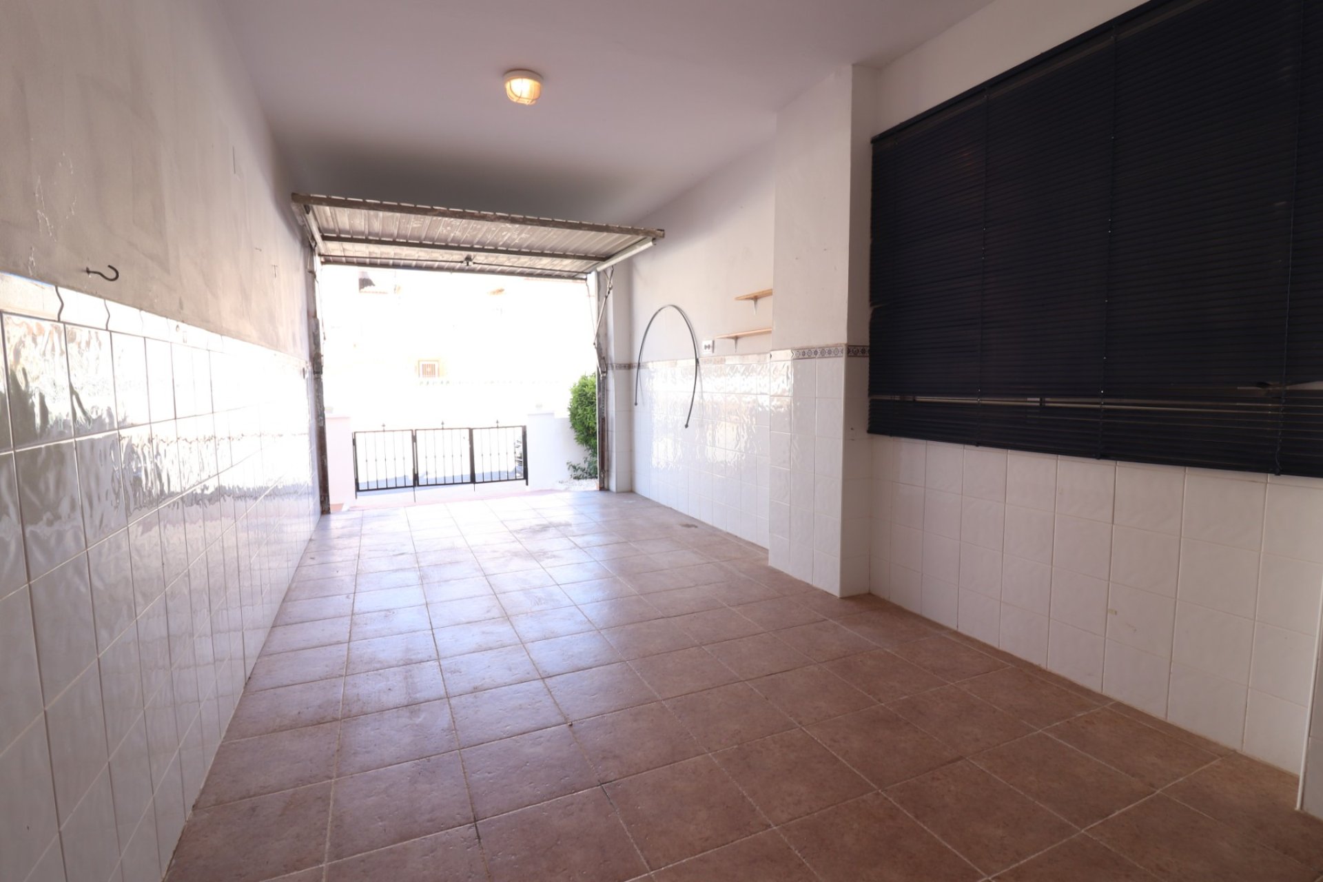 Reventa - Villa -
San Miguel de Salinas - Lake View Mansions