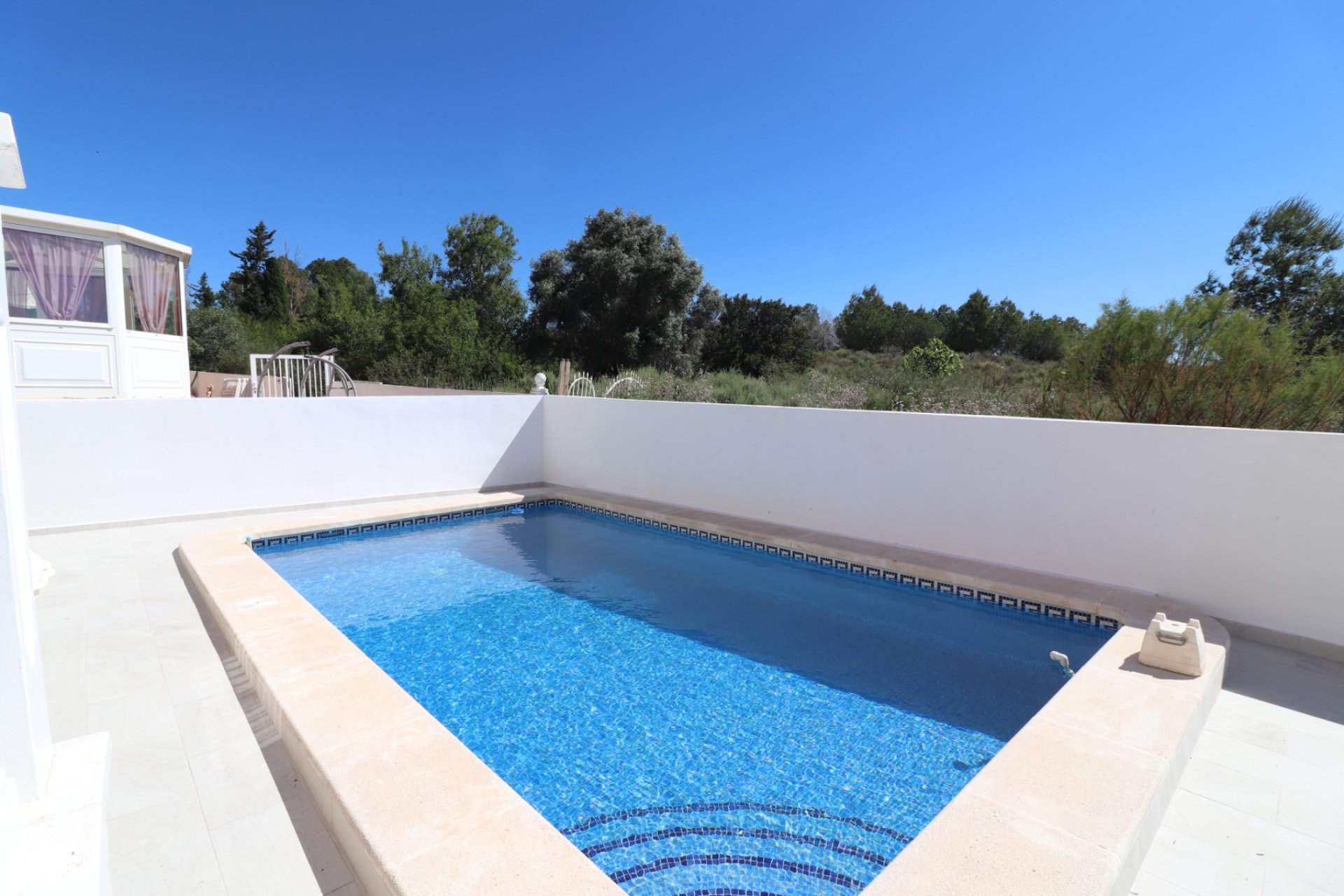 Reventa - Villa -
San Miguel de Salinas - Lake View Mansions