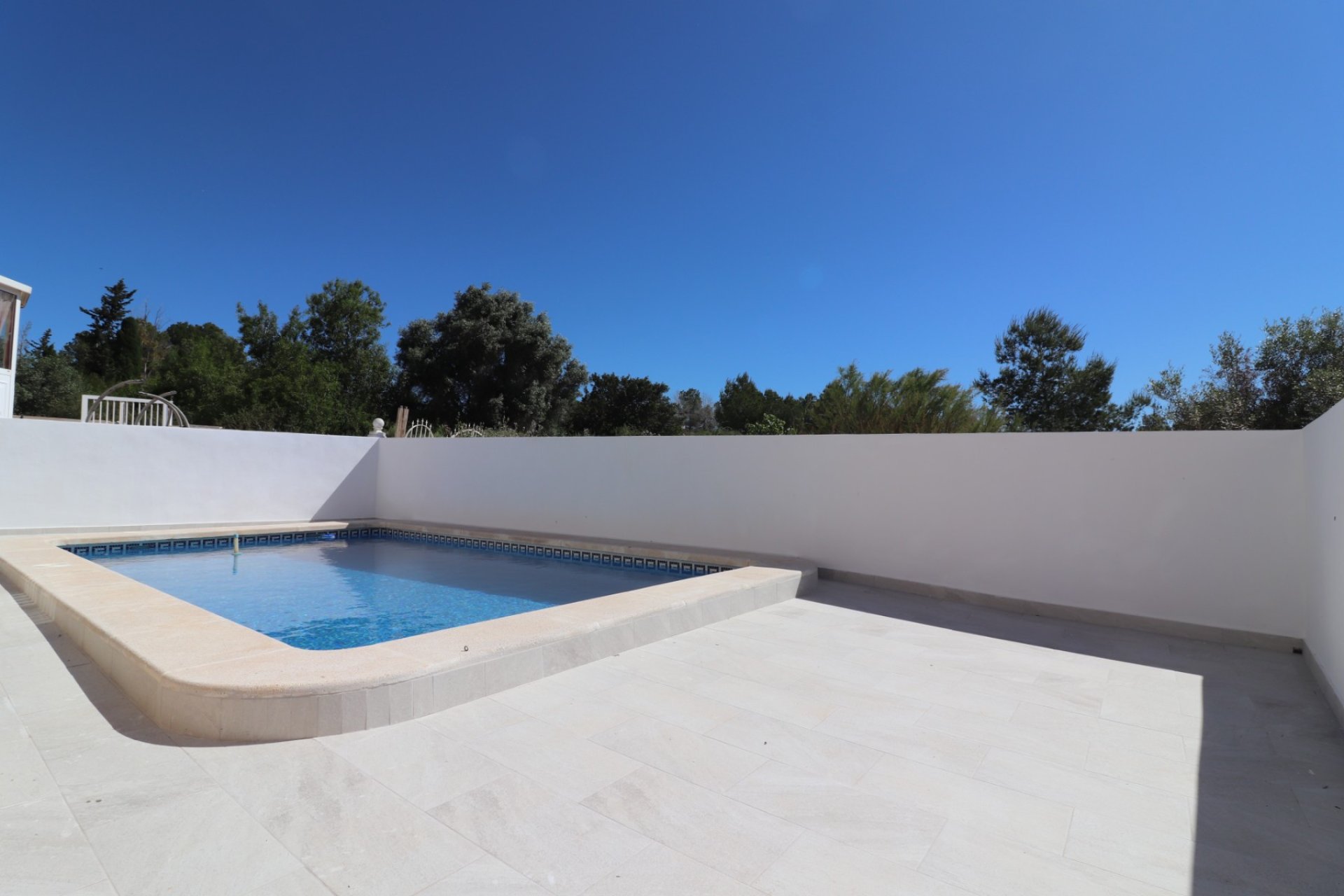 Reventa - Villa -
San Miguel de Salinas - Lake View Mansions