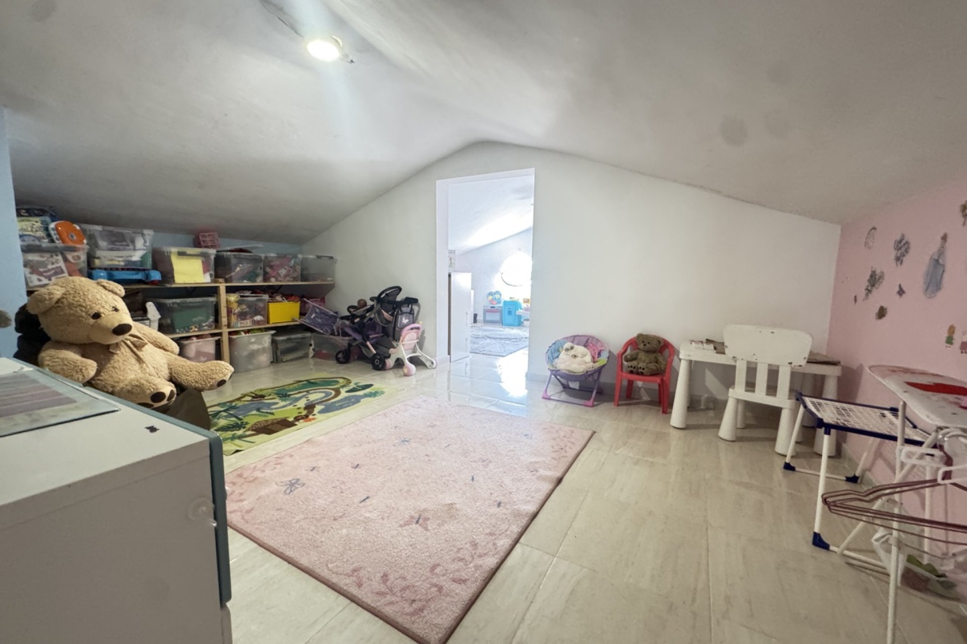 Reventa - Villa -
San Miguel de Salinas - Las Comunicaciones