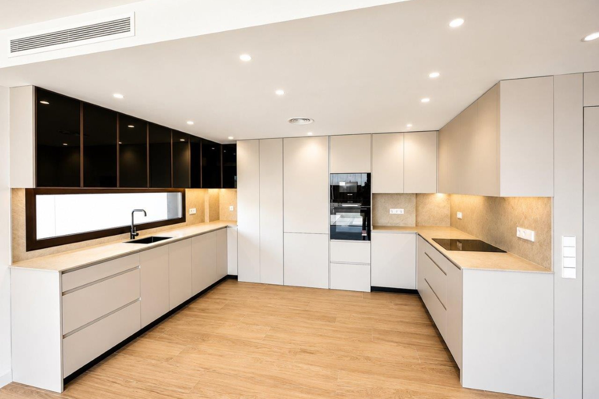 Reventa - Villa -
Santiago de La Ribera - Santiago de La Ribera - Town