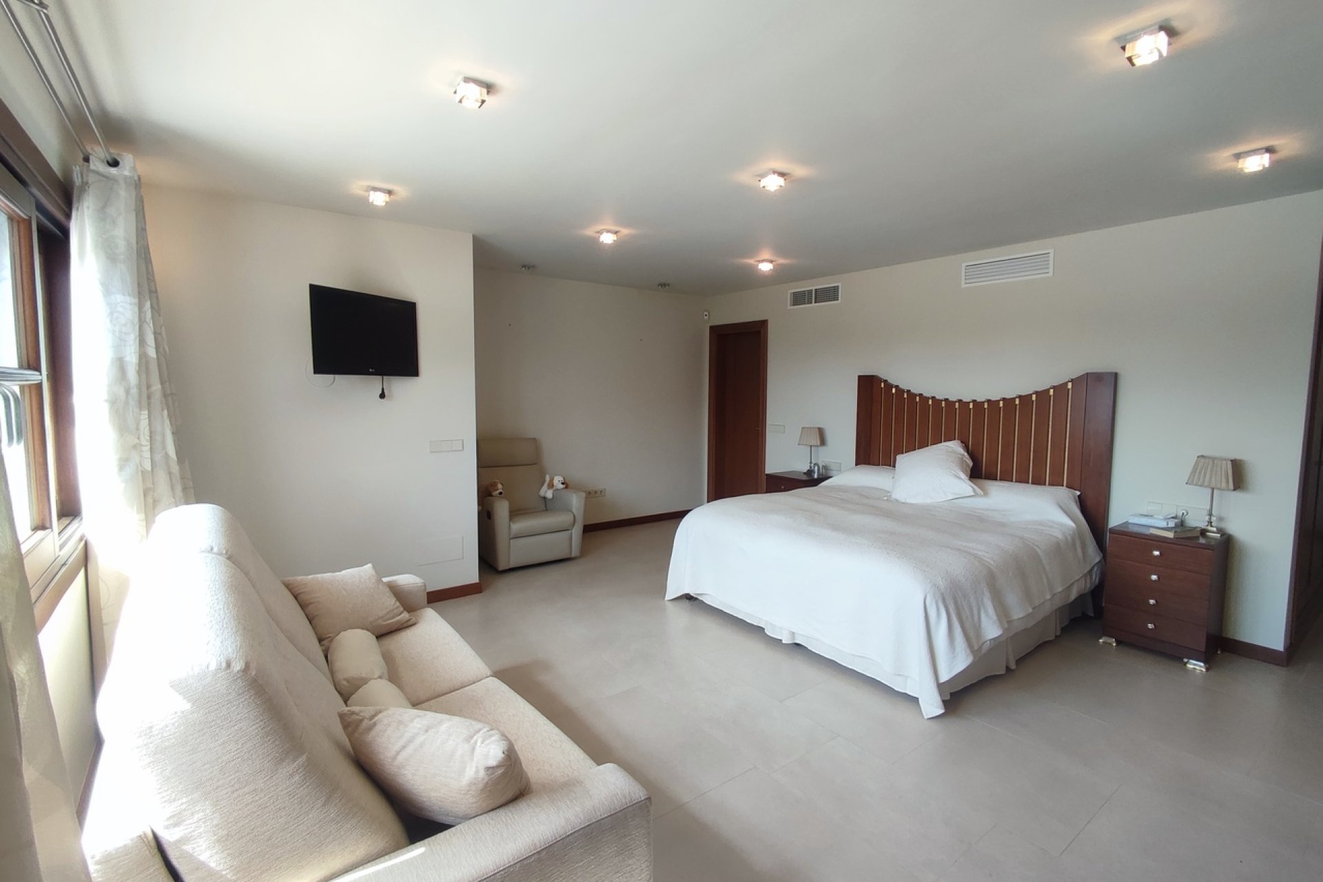 Reventa - Villa -
Sucina - Peraleja Golf